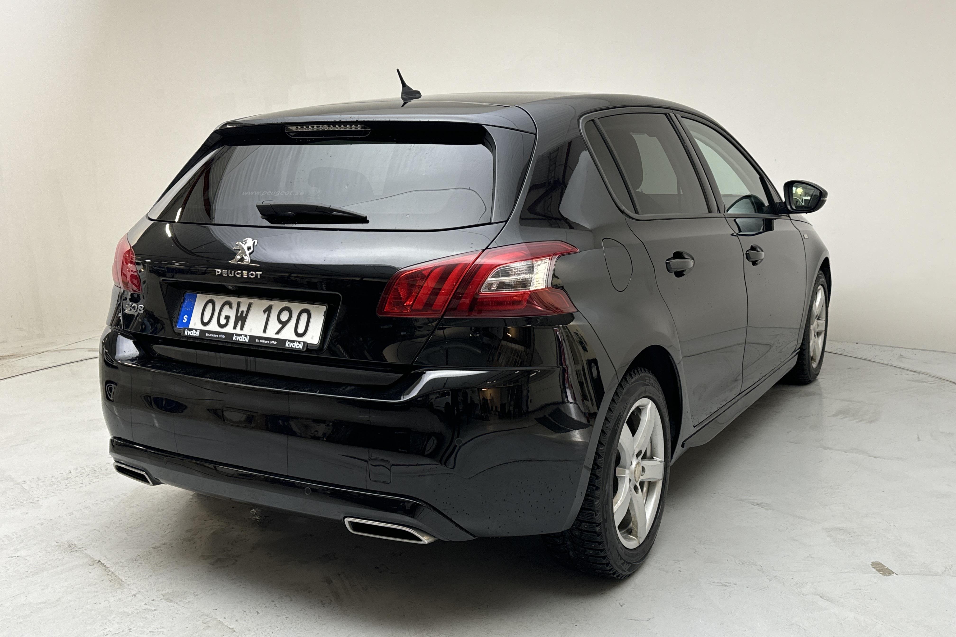 Peugeot 308 BlueHDi 5dr (120hk) - 122 390 km - Automaattinen - musta - 2017