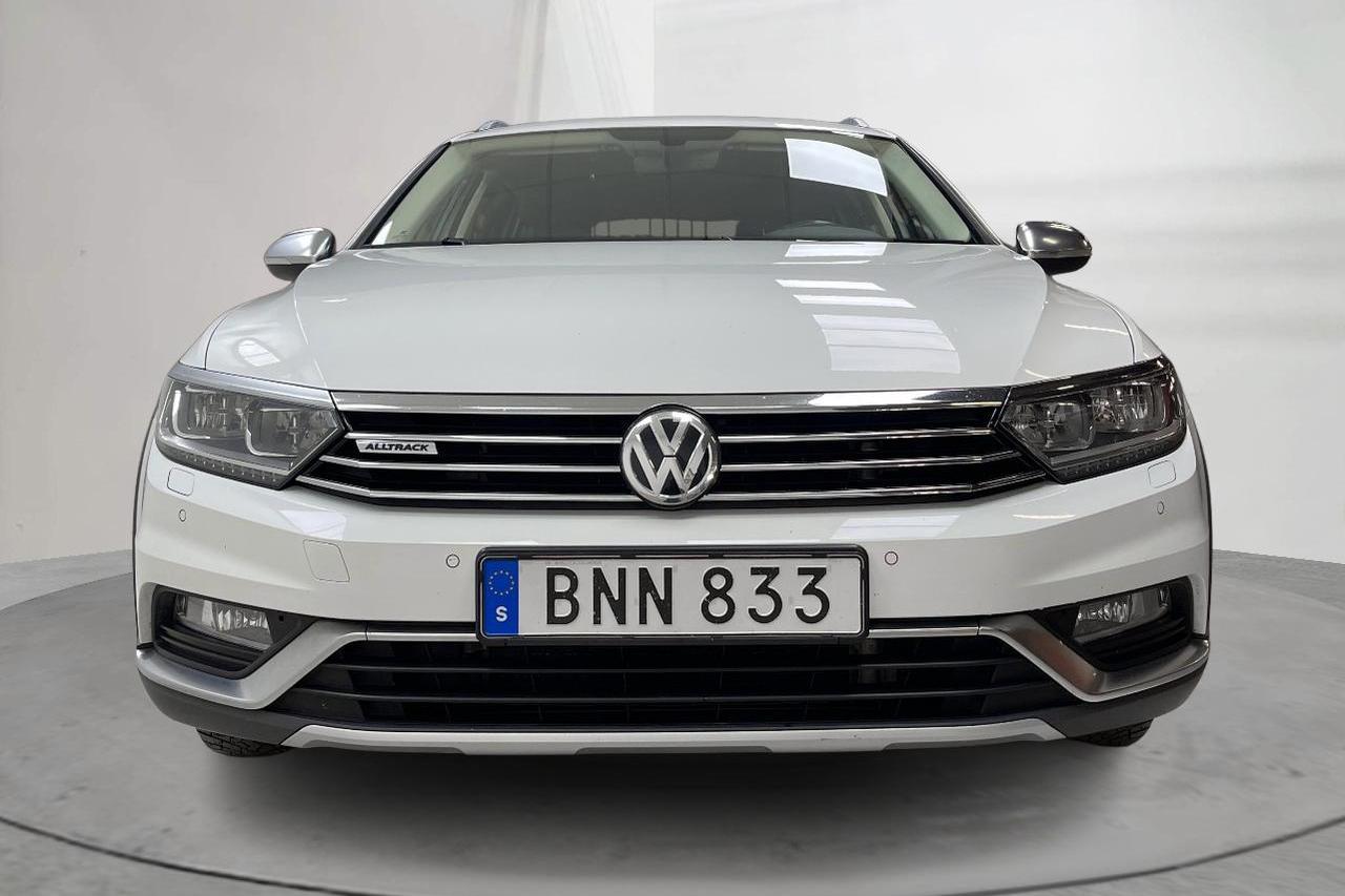 VW Passat Alltrack 2.0 TDI 4MOTION (190hk) - 126 160 km - Automatic - white - 2016