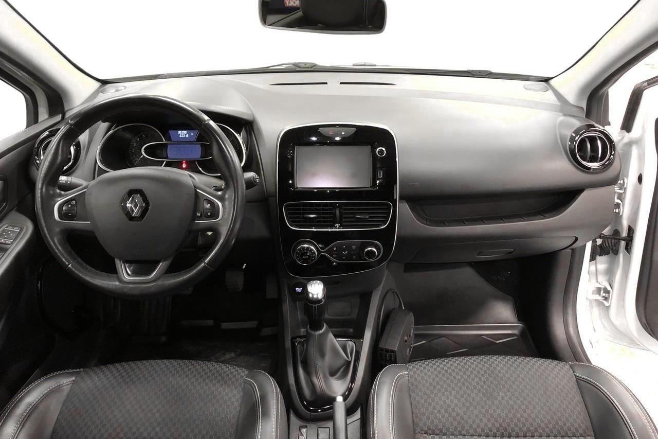 Renault Clio IV 0.9 TCe 90 Sports Tourer (90hk) - 9 639 mil - Manuell - vit - 2017