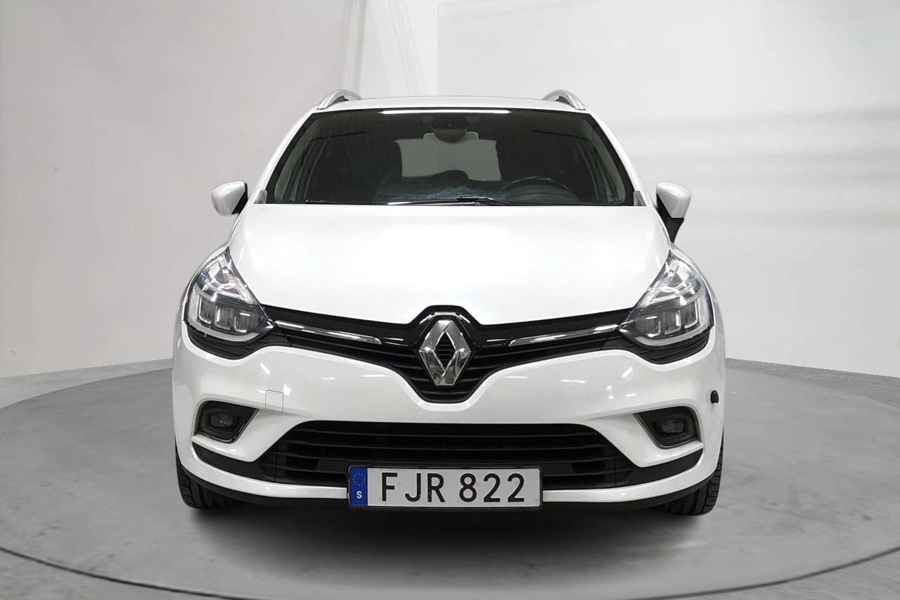 Renault Clio IV 0.9 TCe 90 Sports Tourer (90hk) - 9 639 mil - Manuell - vit - 2017