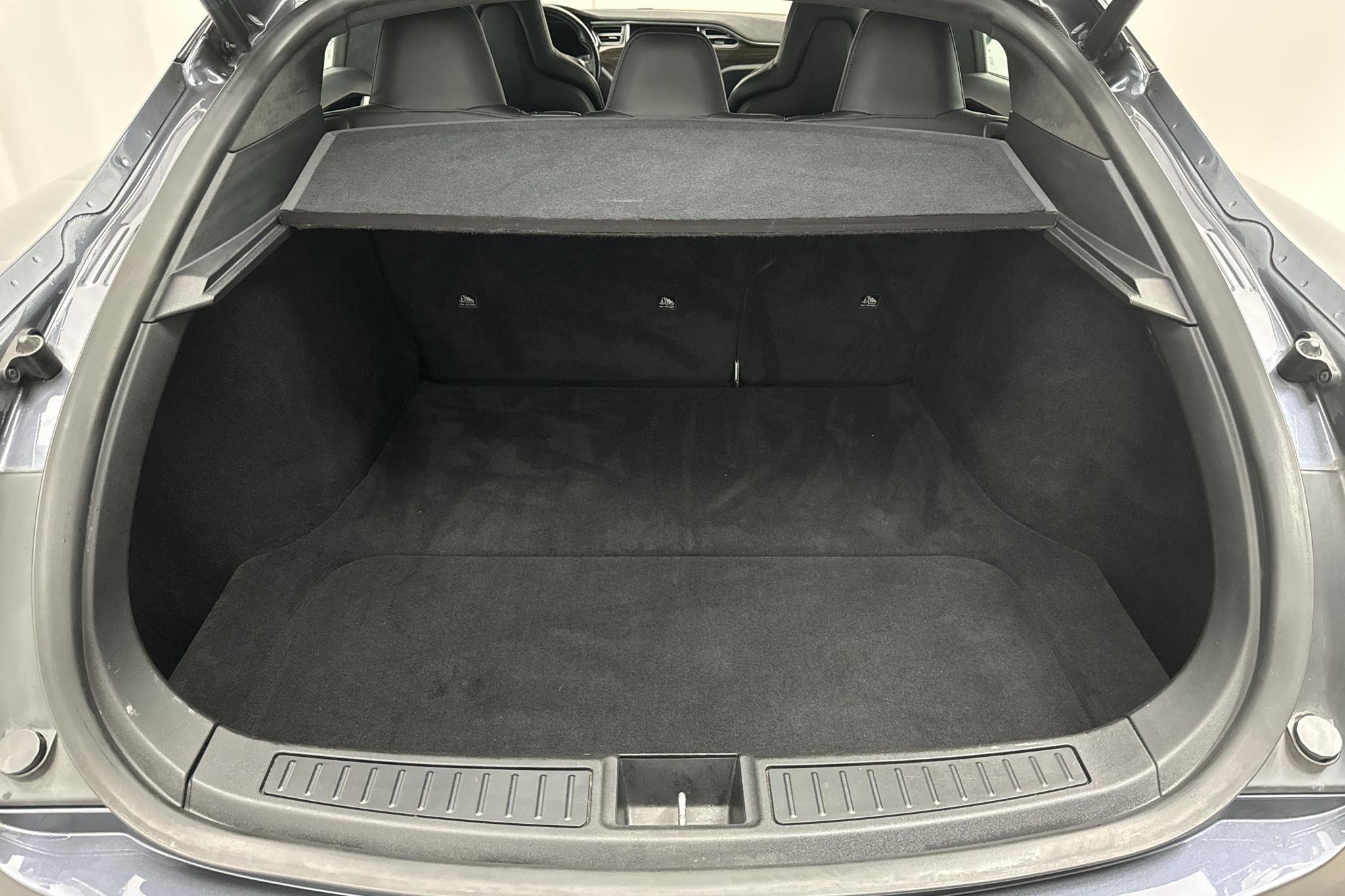 Tesla Model S 75D - 15 665 mil - Automat - grå - 2016