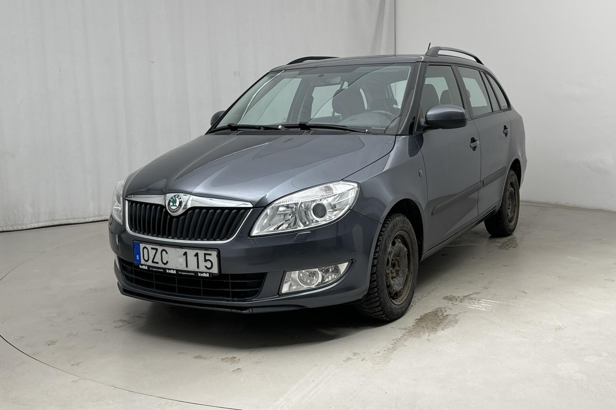 Skoda Fabia 1.2 TSI Combi (86hk) - 78 360 km - Käsitsi - Dark Grey - 2013