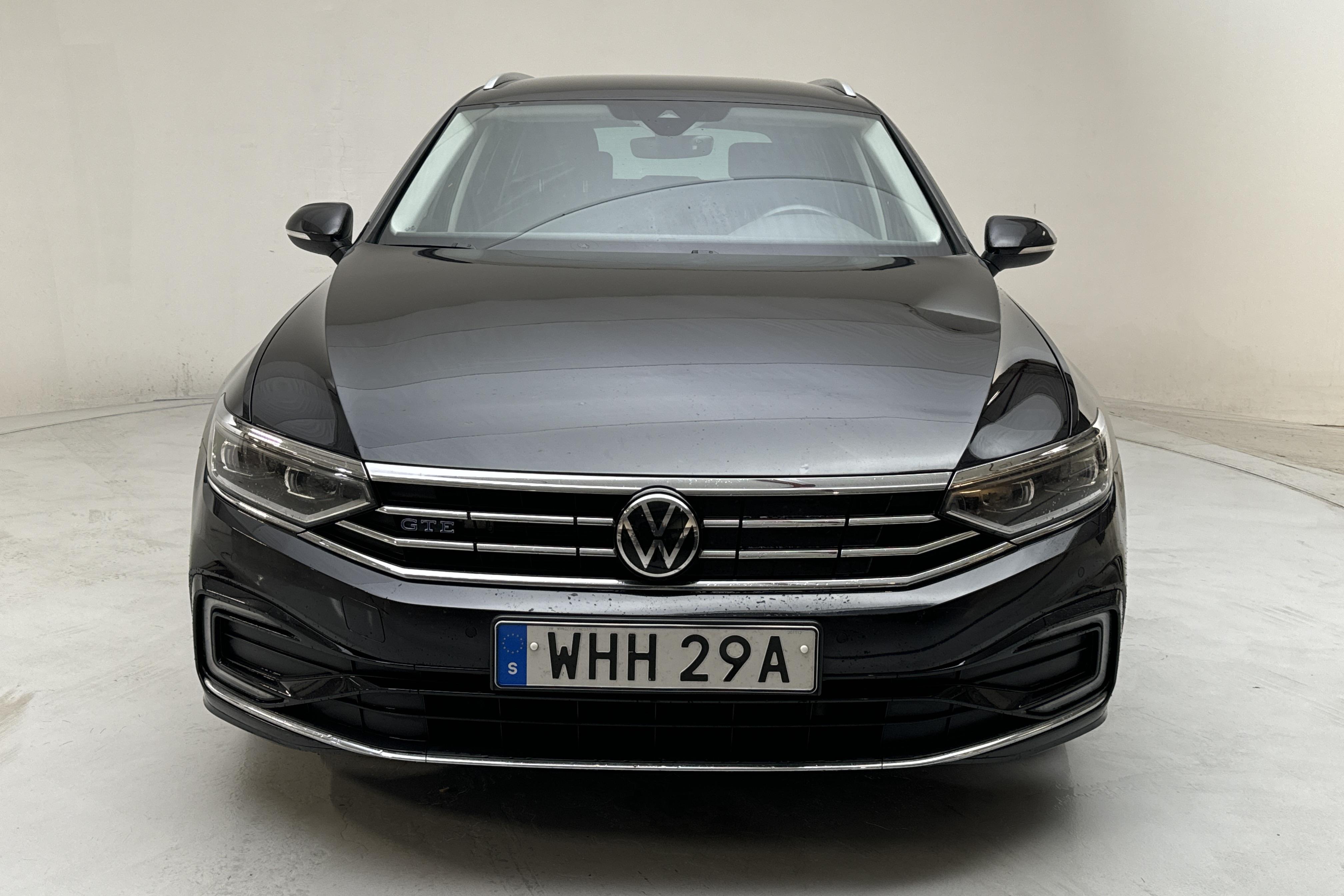 VW Passat 1.4 GTE Sportscombi (218hk) - 10 756 mil - Automat - svart - 2021