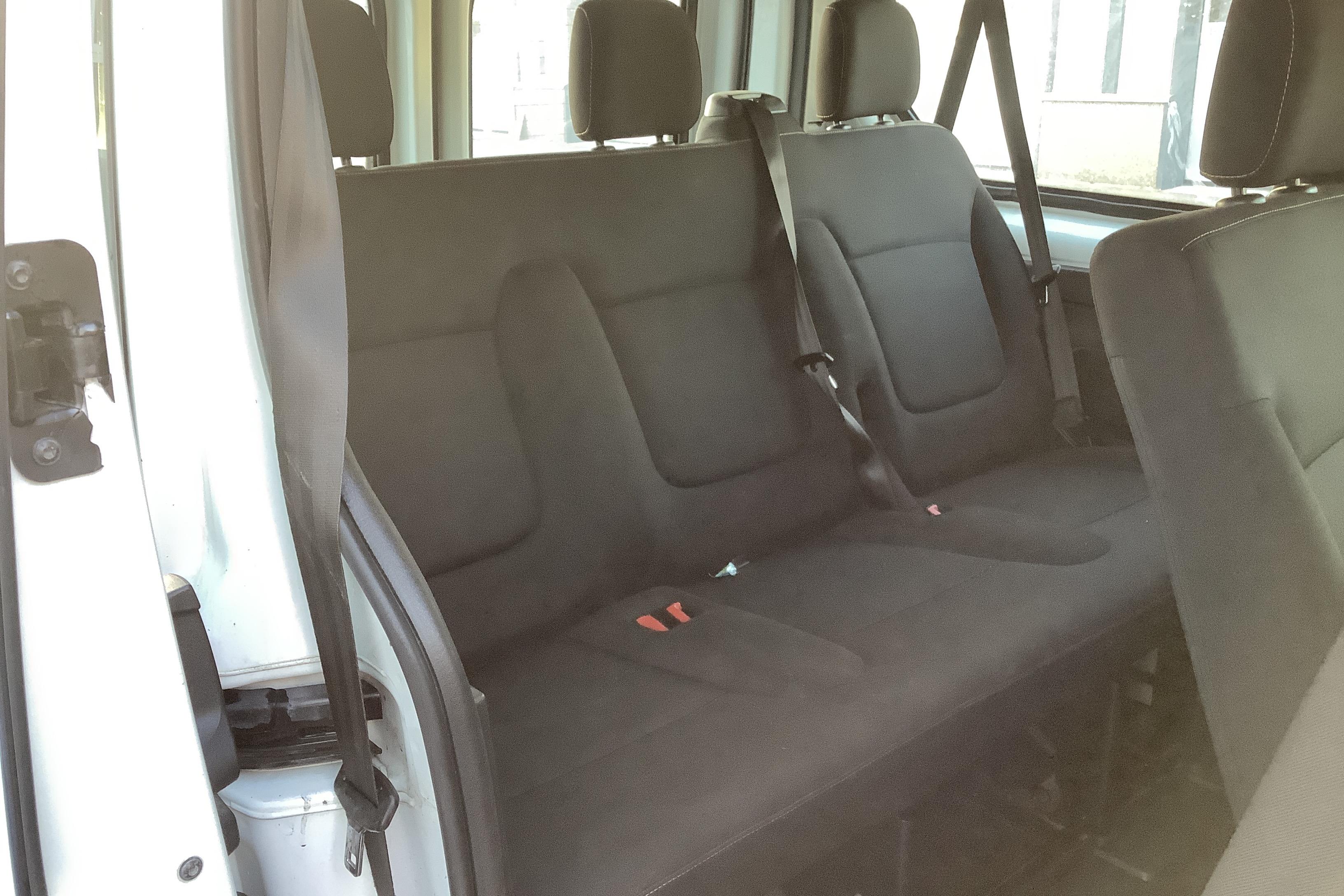 Renault Trafic Kombi 1.6 dCi (125hk) - 343 350 km - Manualna - biały - 2016