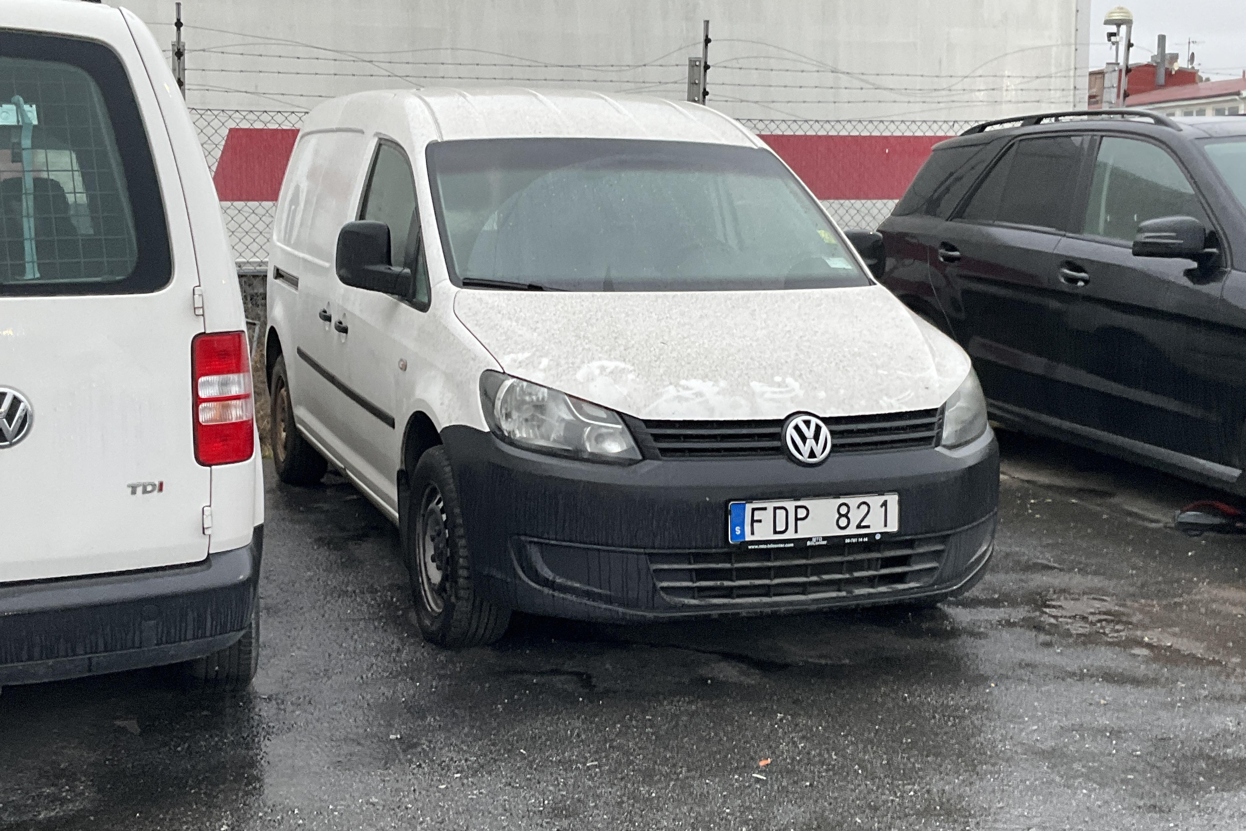 VW Caddy 1.6 TDI Maxi Skåp (102hk) - 91 200 km - Automatic - white - 2012