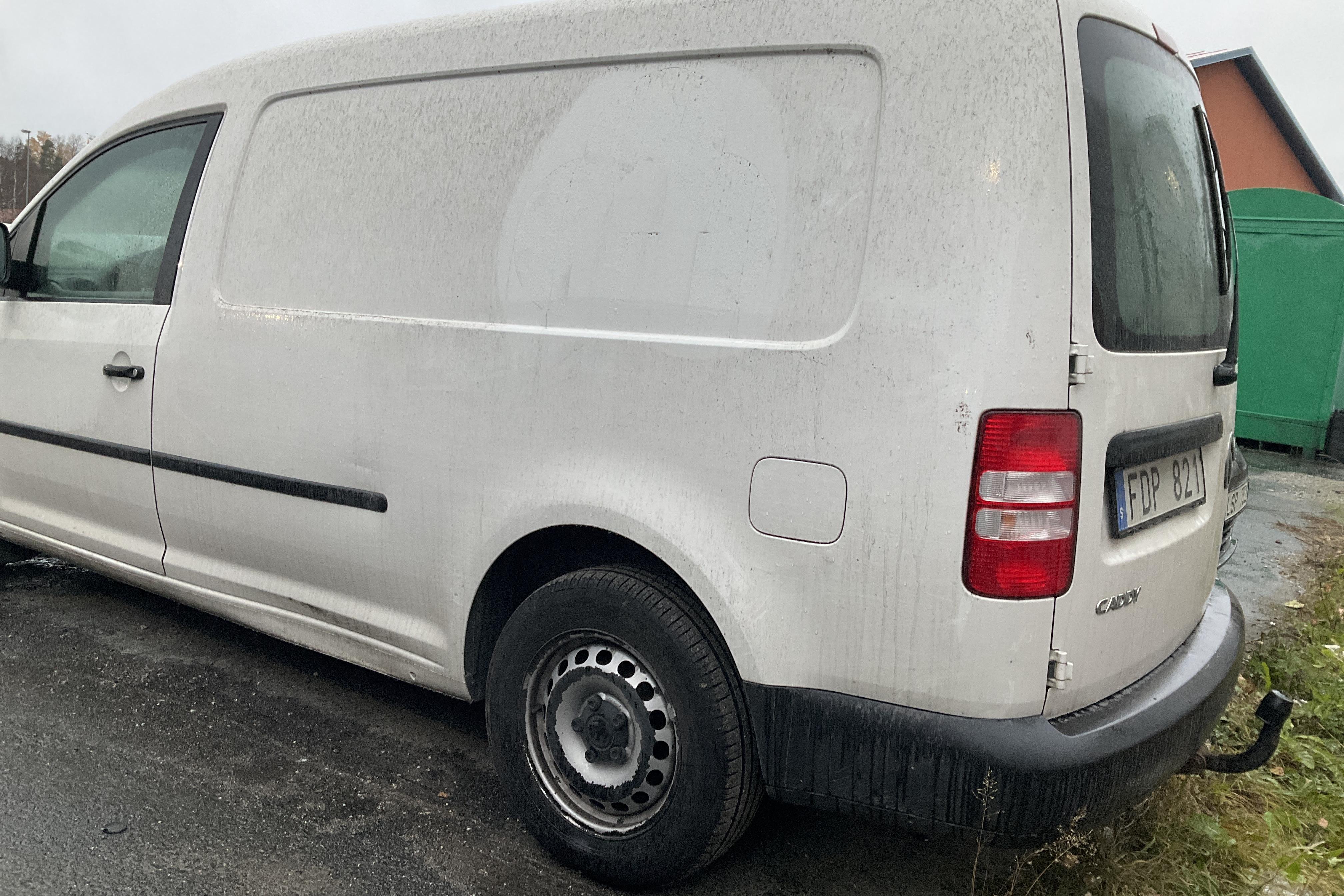 VW Caddy 1.6 TDI Maxi Skåp (102hk) - 91 200 km - Automatic - white - 2012