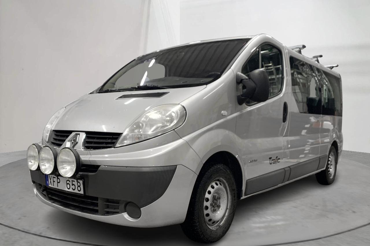 Renault Trafic 2.0 dCi Skåp/Buss (115hk) - 171 190 km - Manual - silver - 2012