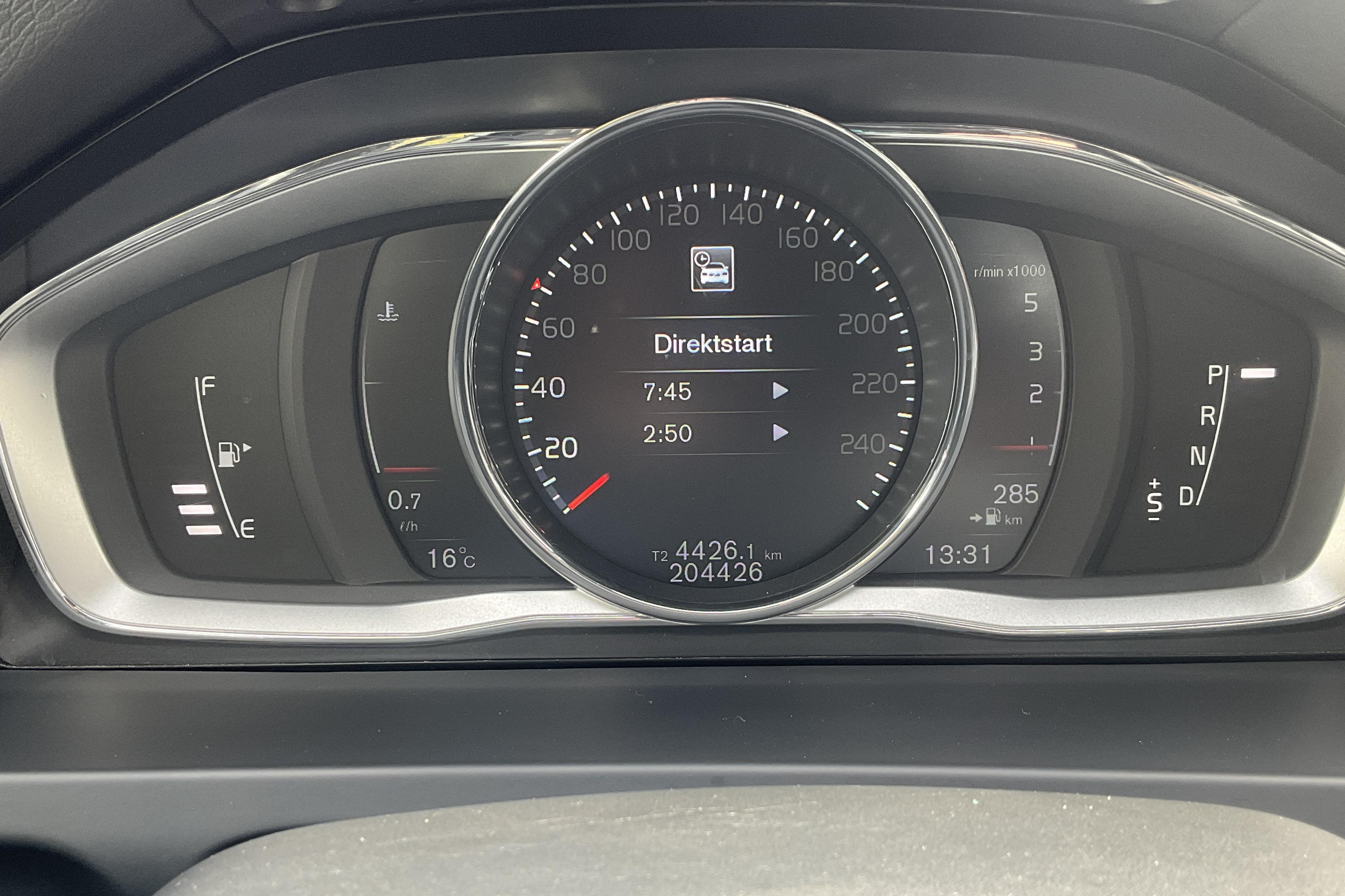 Volvo V60 D3 (150hk) - 204 420 km - Automatyczna - niebieski - 2017