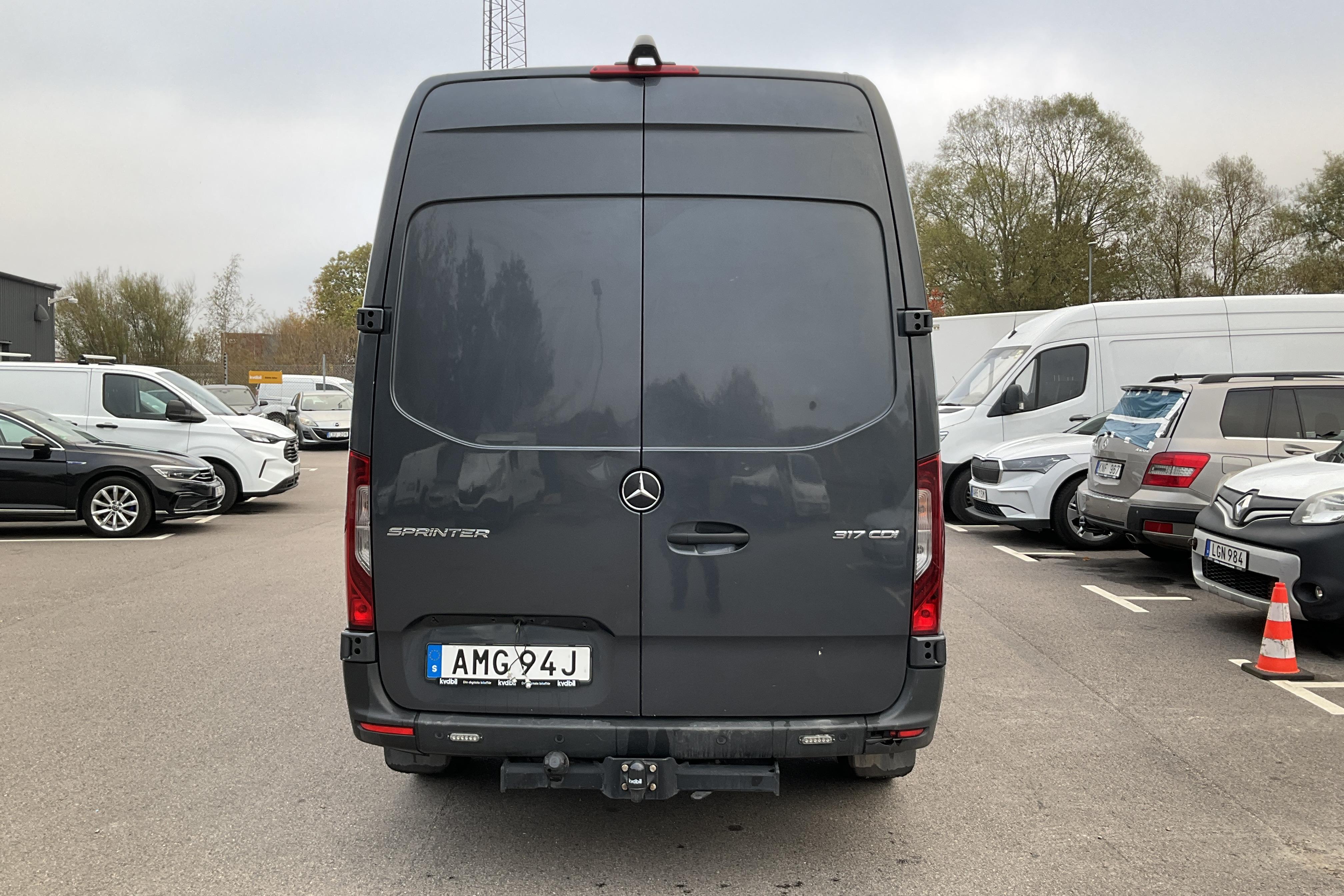 Mercedes Sprinter 317 CDI Skåp RWD (170hk) - 91 640 km - Automaatne - Dark Grey - 2022