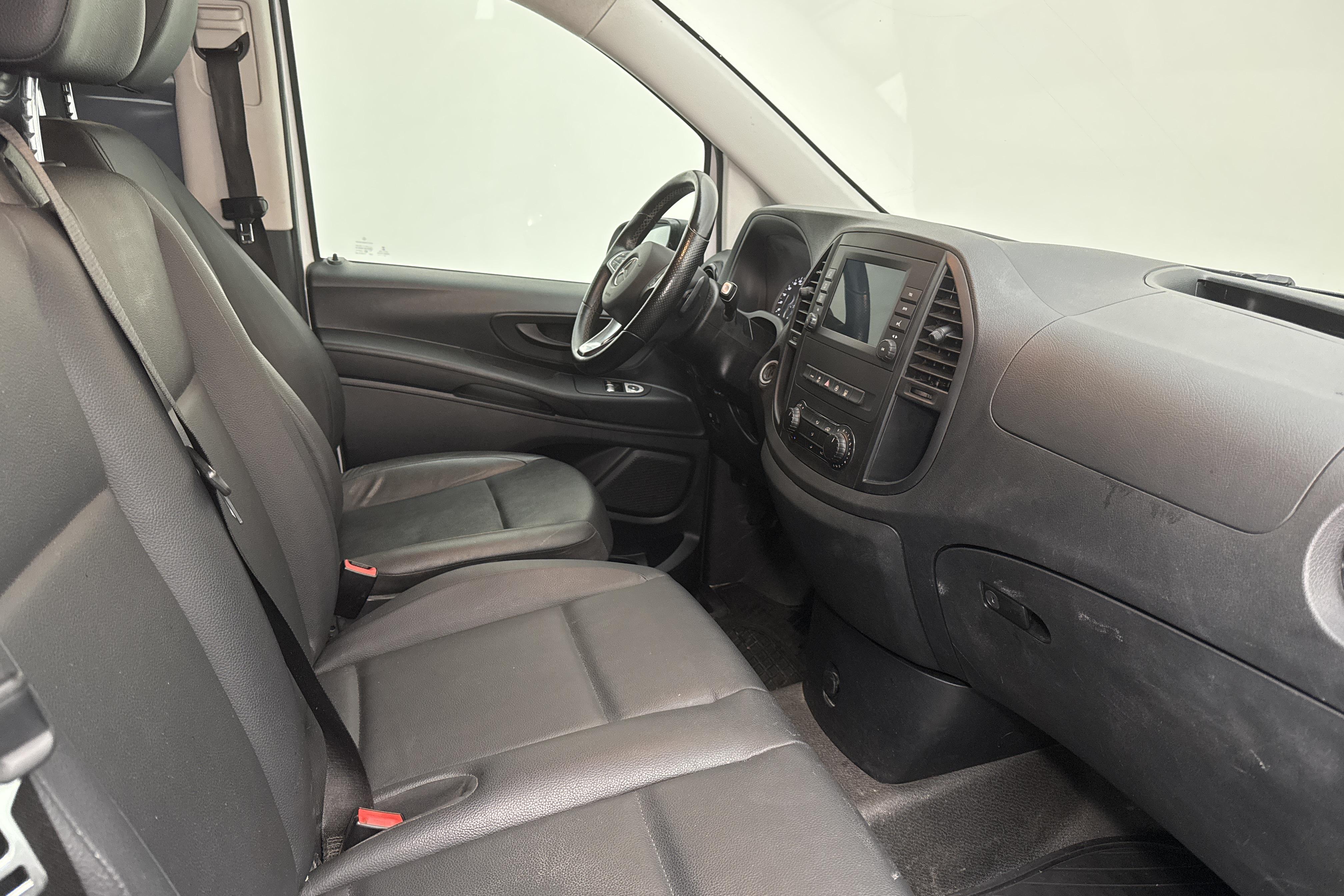 Mercedes Vito 119 CDI 4MATIC W447 (190hk) - 118 310 km - Automatyczna - biały - 2022