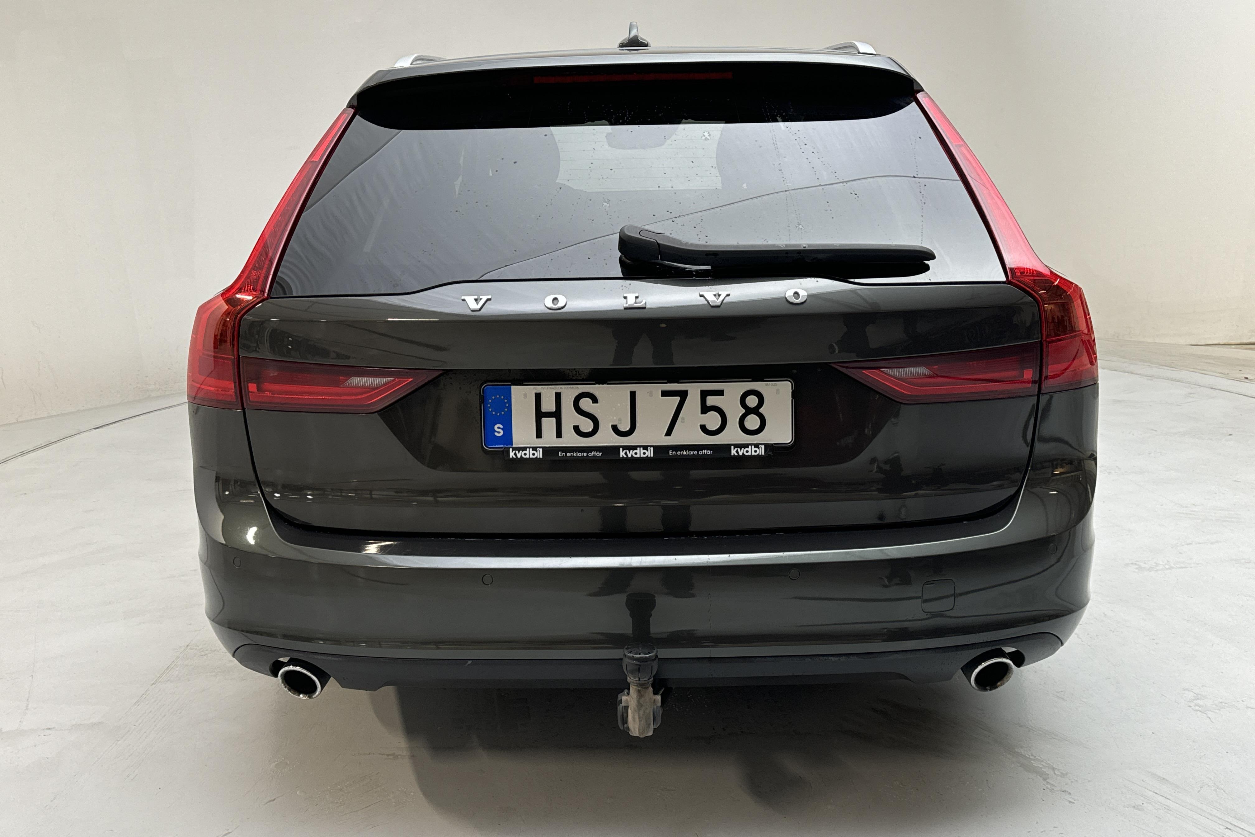 Volvo V90 D4 (190hk) - 141 810 km - Automaatne - Dark Grey - 2019