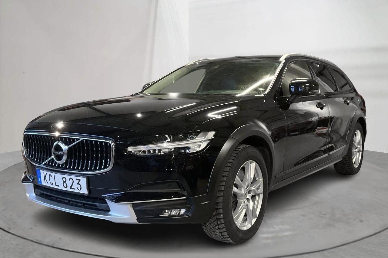 Volvo V90 D4 Cross Country AWD (190hk) - 252 130 km - Automaatne - must - 2019