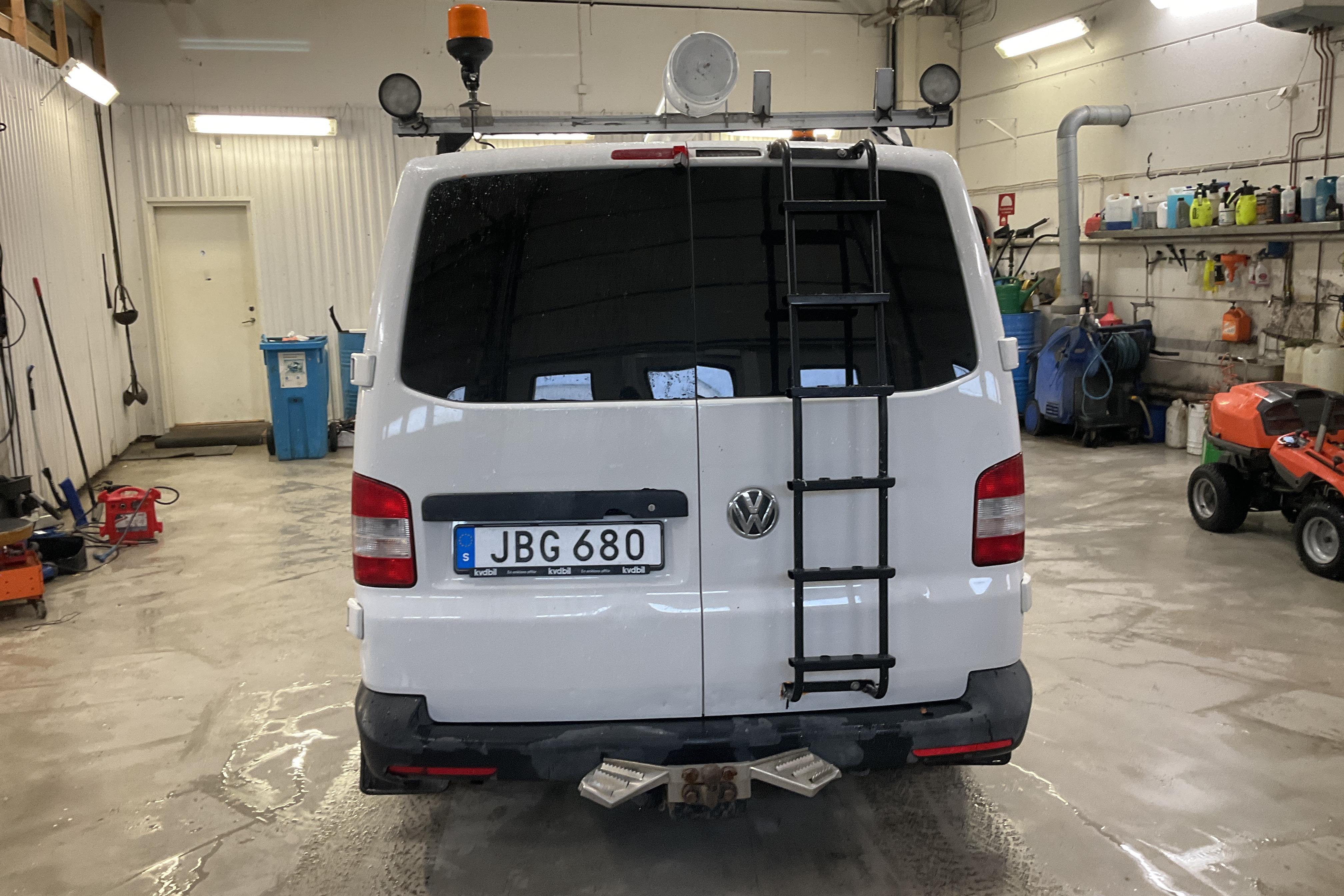 VW Transporter T5 2.0 TDI 4MOTION (140hk) - 173 700 km - Manuaalinen - valkoinen - 2015