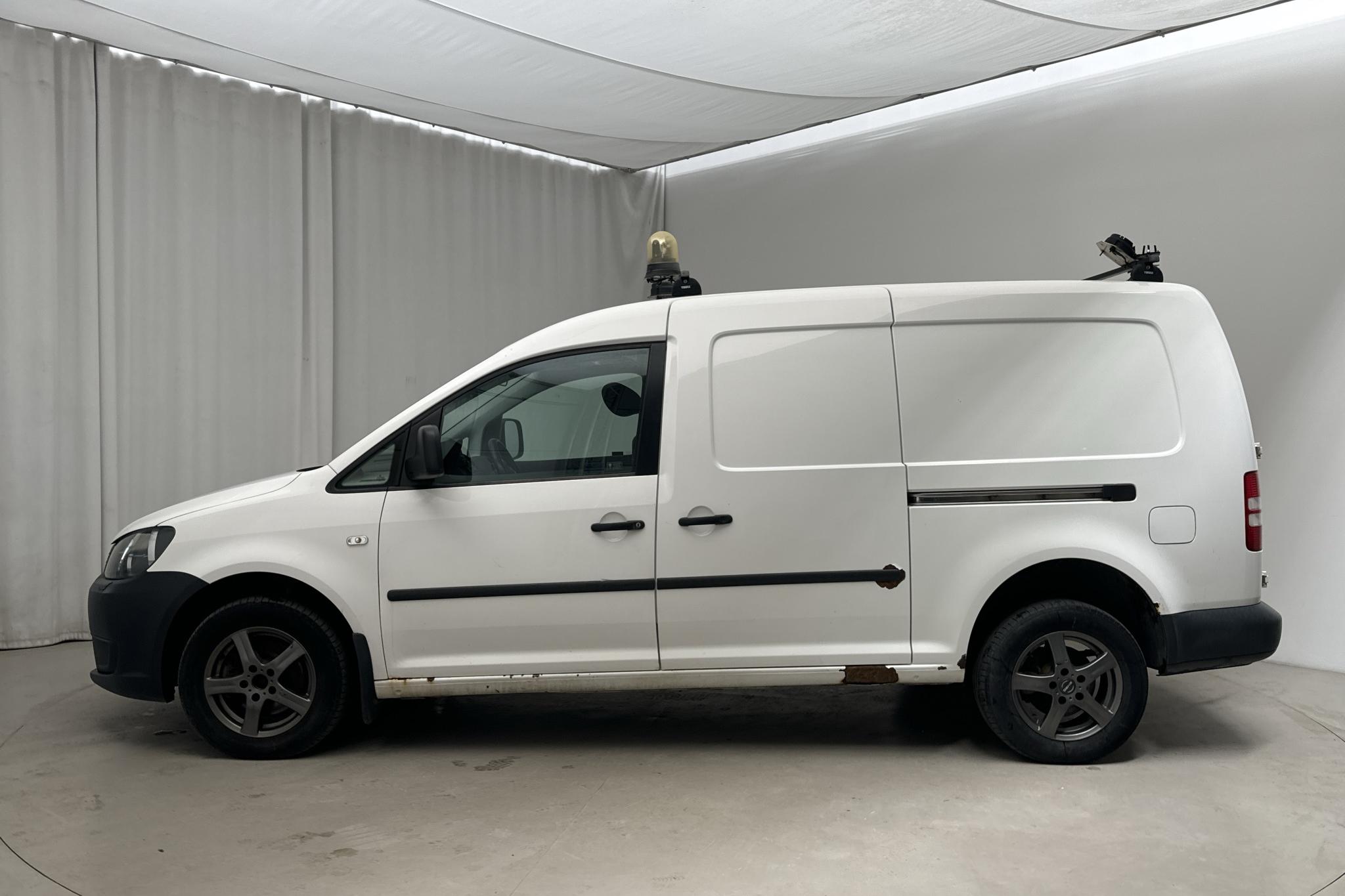 VW Caddy 2.0 TDI Maxi Skåp 4-motion (110hk) - 180 500 km - Käsitsi - valge - 2012