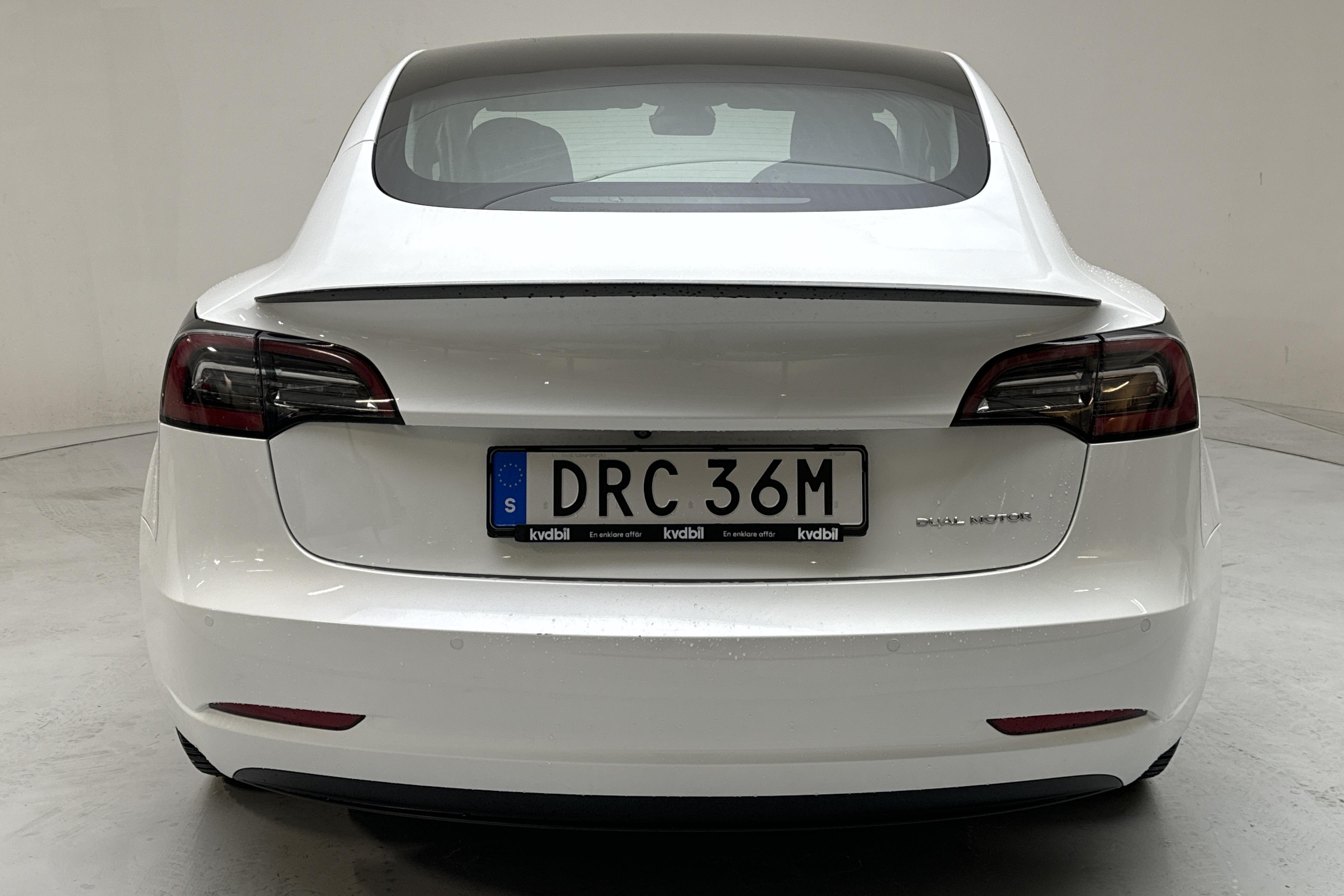 Tesla Model 3 Long Range Dual Motor AWD - 6 853 mil - Automat - vit - 2021