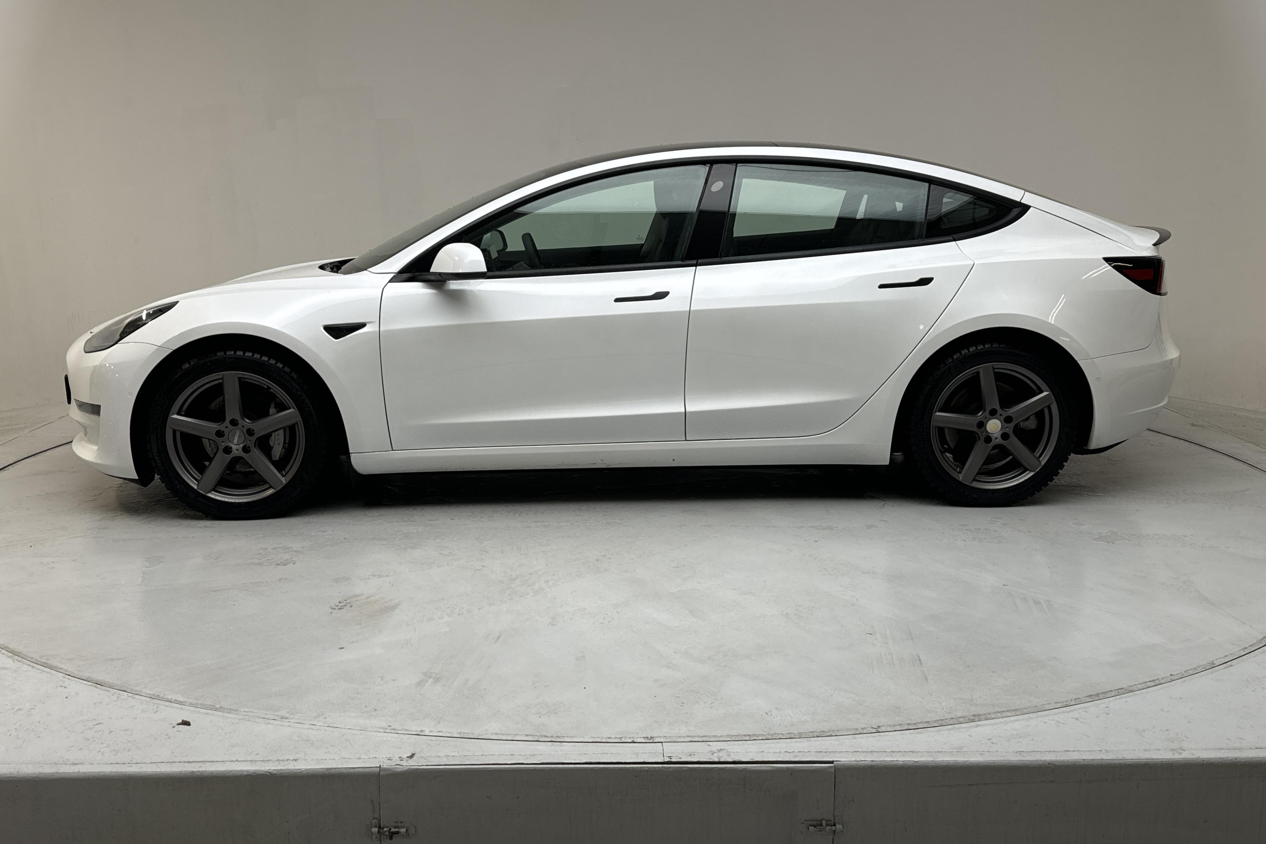 Tesla Model 3 Long Range Dual Motor AWD - 68 530 km - Automatyczna - biały - 2021