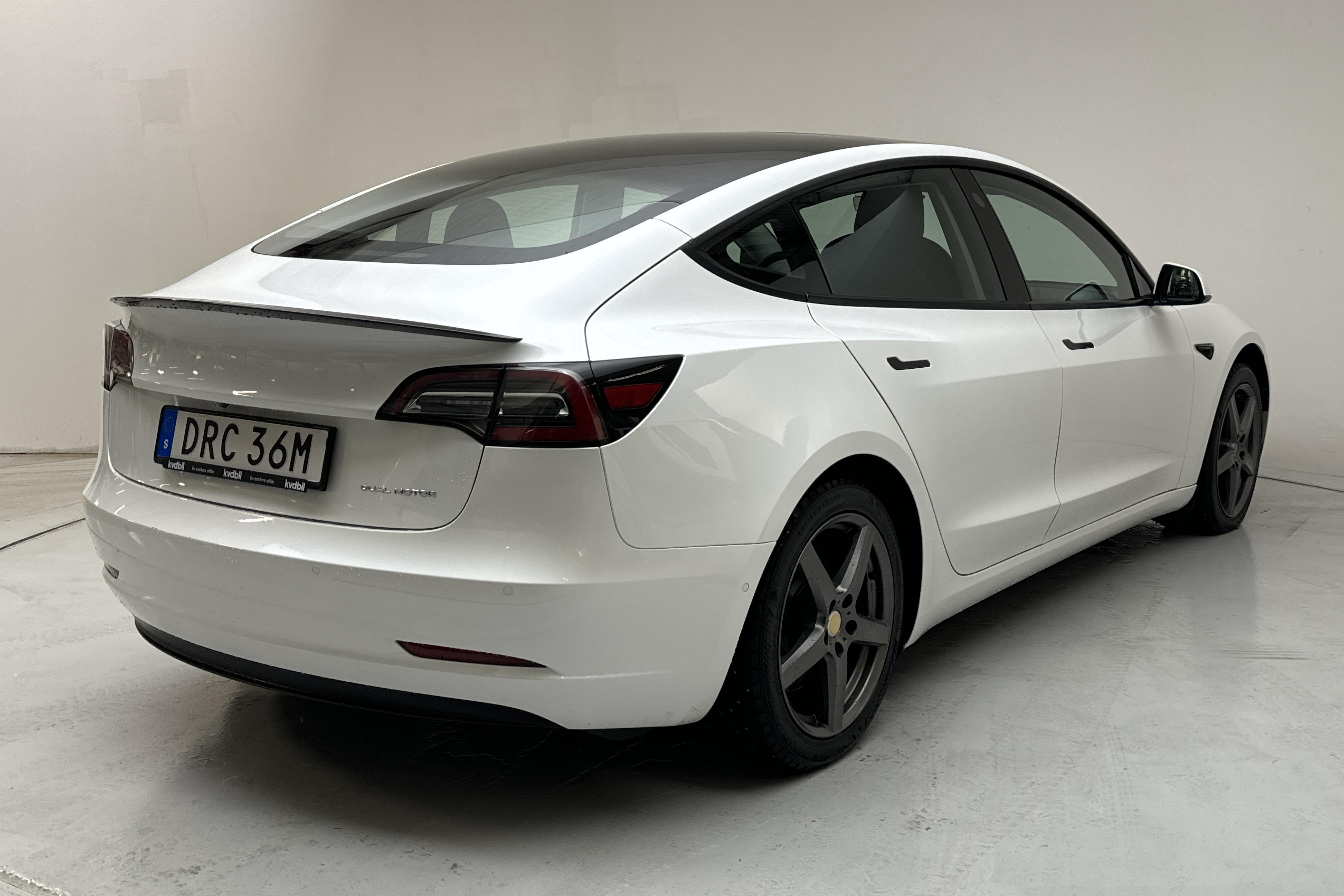 Tesla Model 3 Long Range Dual Motor AWD - 68 530 km - Automaatne - valge - 2021