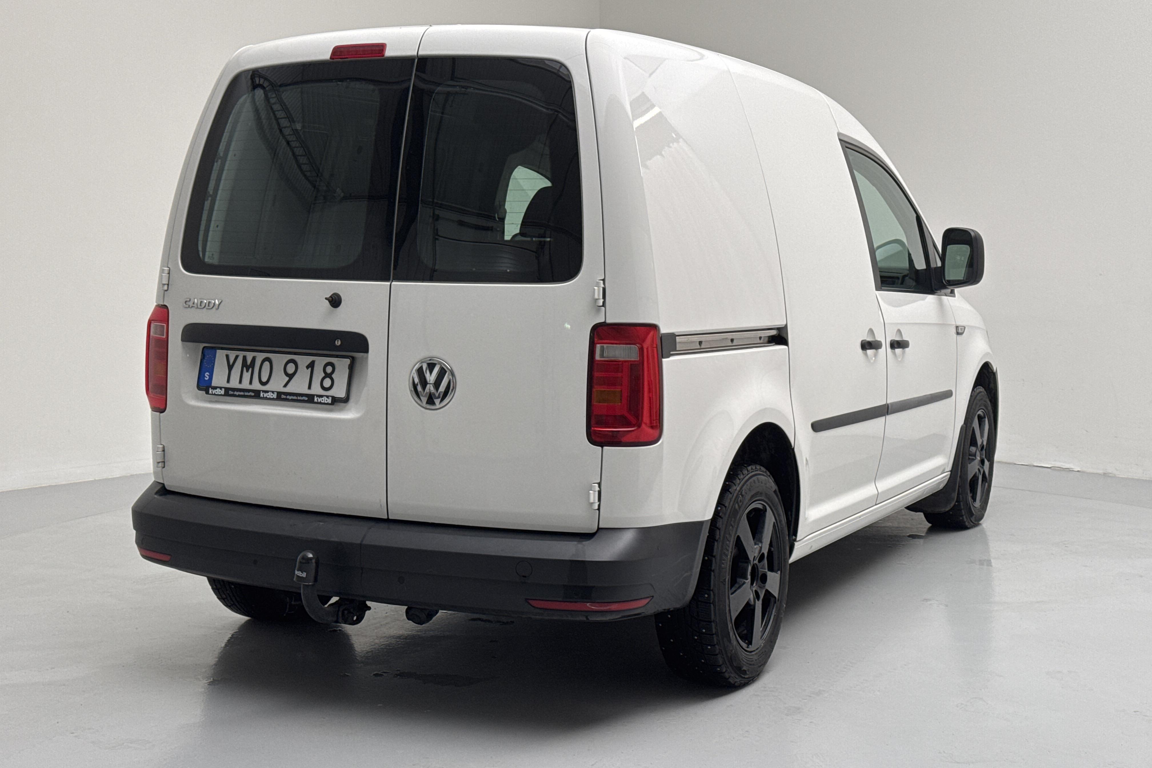 VW Caddy 2.0 TDI (75hk) - 8 118 mil - Manuell - vit - 2018