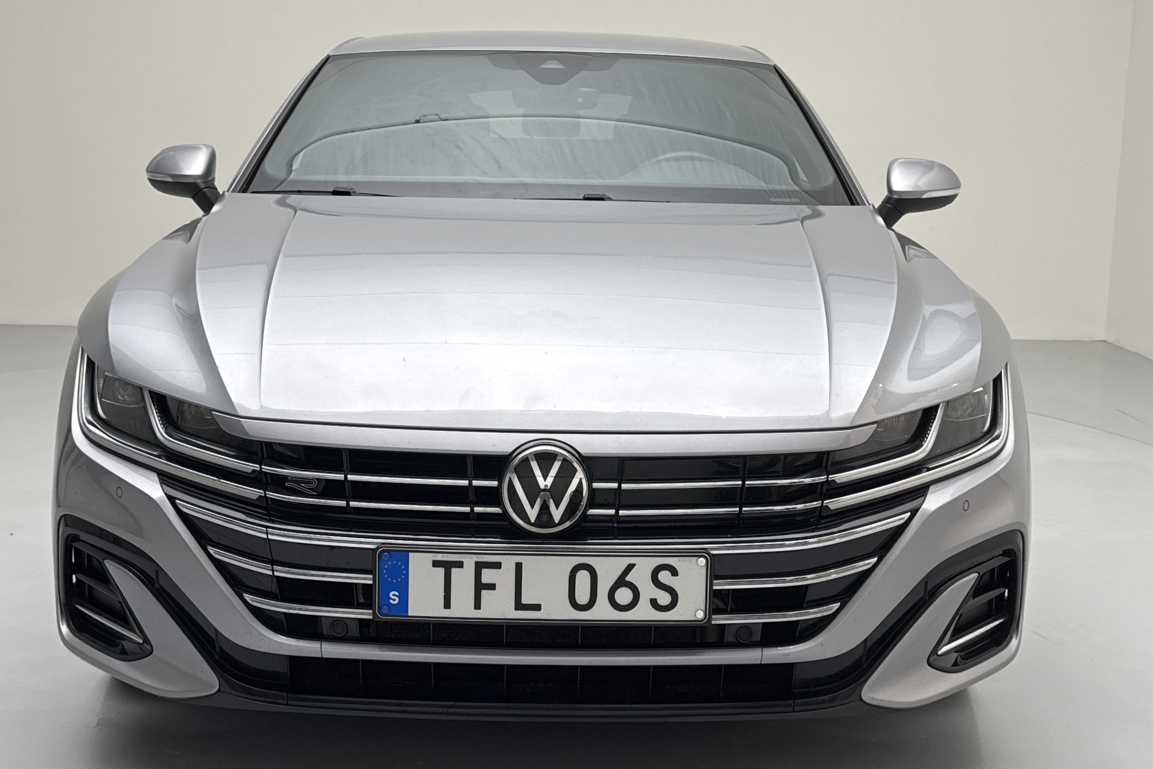 VW Arteon eHybrid 1.4 TSI (218hk) - 112 160 km - Automaattinen - hopea - 2022