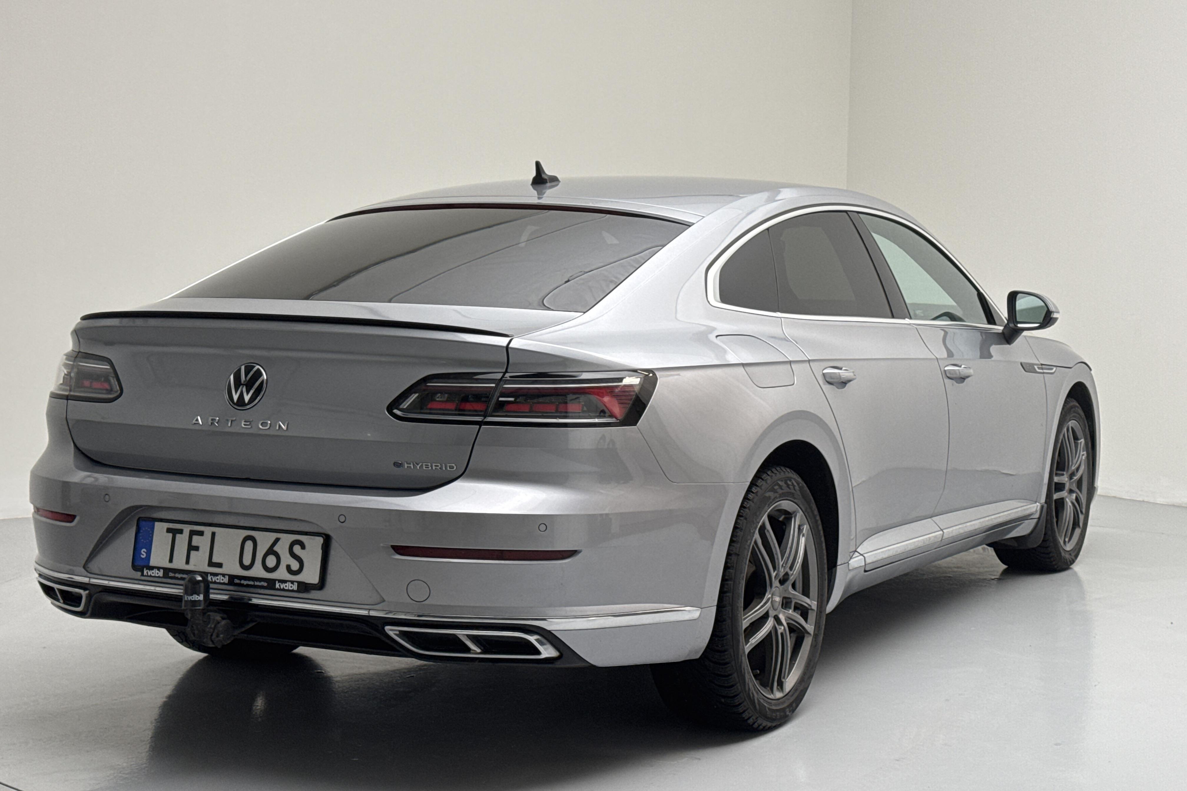 VW Arteon eHybrid 1.4 TSI (218hk) - 112 160 km - Automaattinen - hopea - 2022