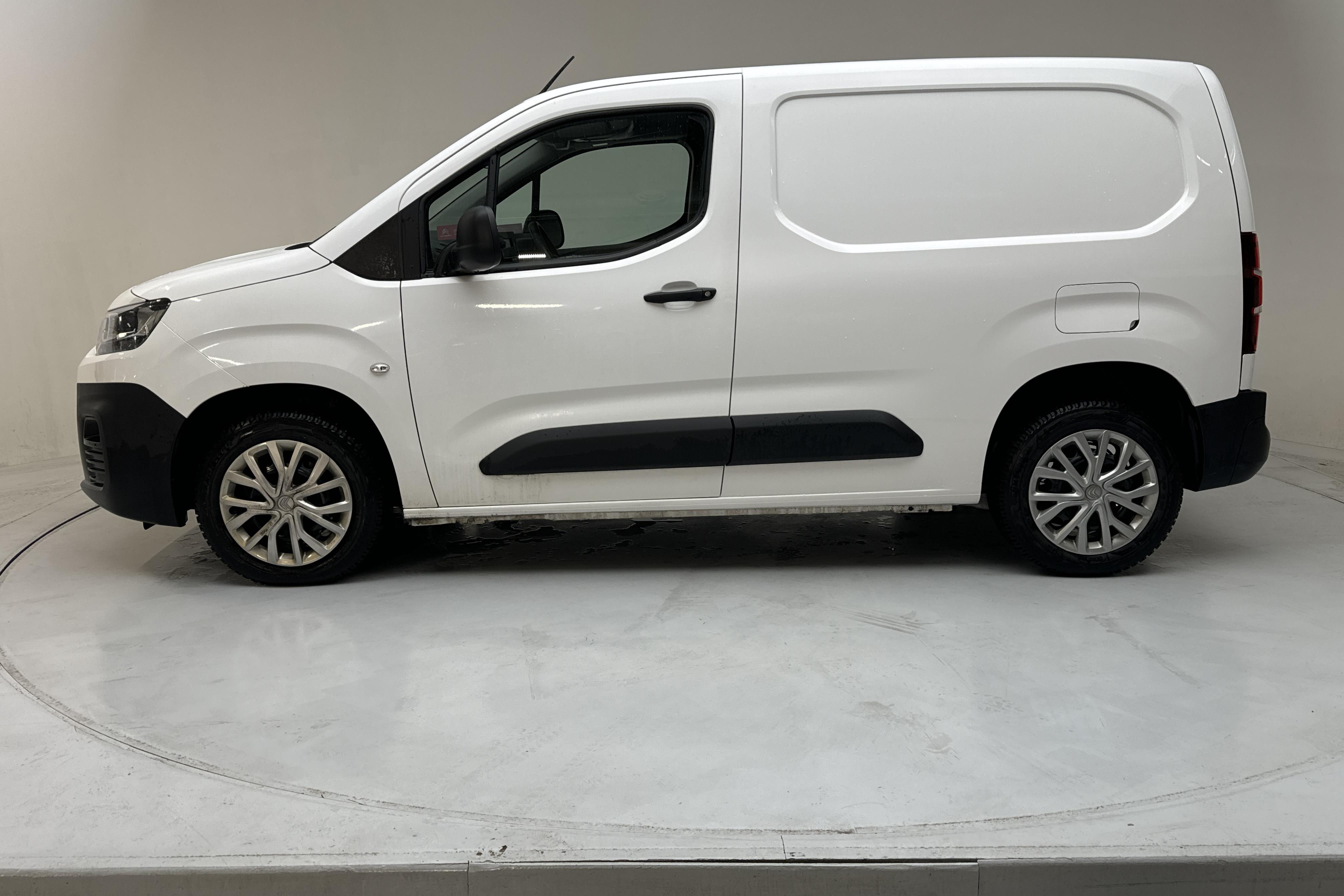 Citroen Berlingo 1.5 BlueHDi Skåp (130hk) - 12 440 mil - Automat - vit - 2020