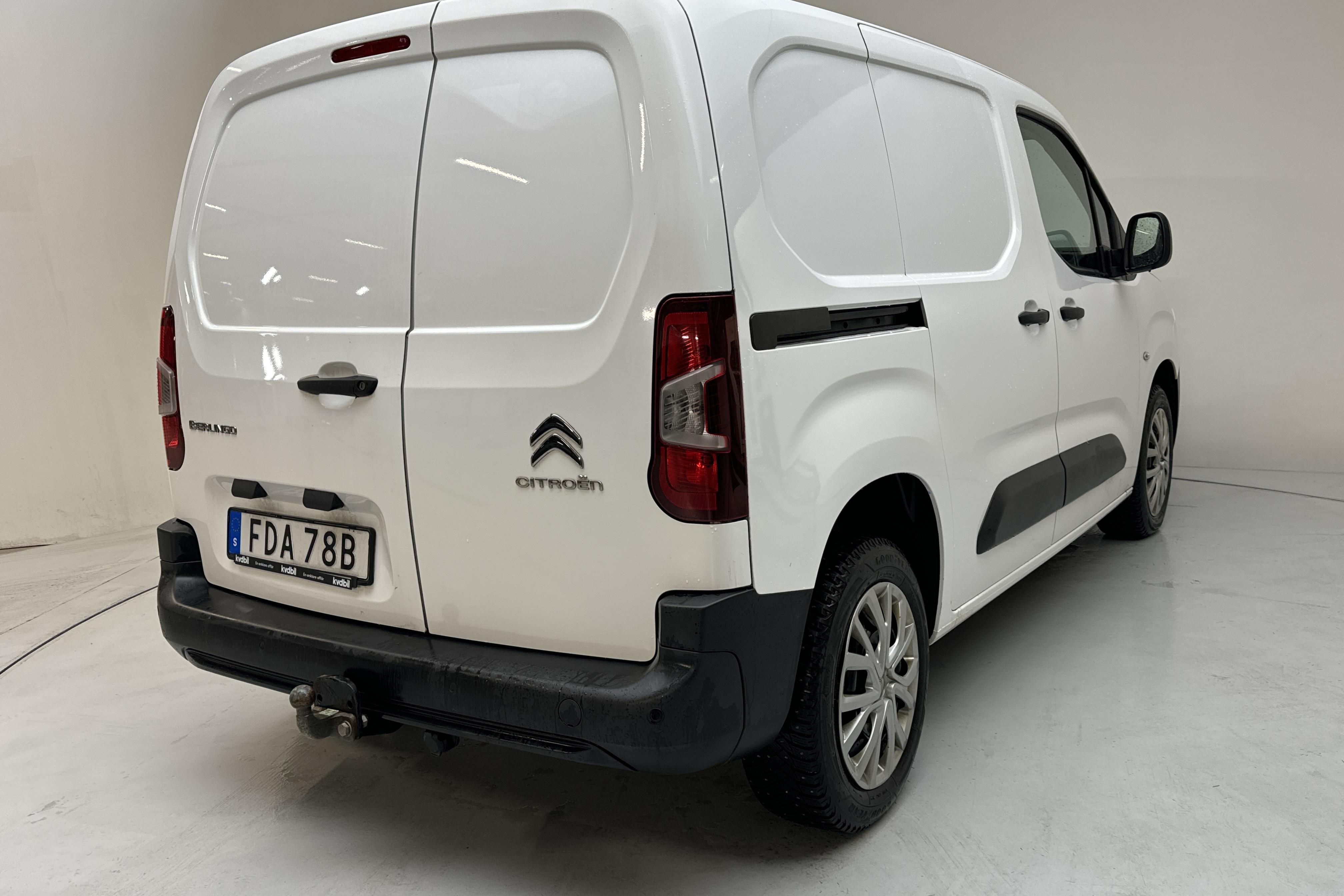 Citroen Berlingo 1.5 BlueHDi Skåp (130hk) - 12 440 mil - Automat - vit - 2020