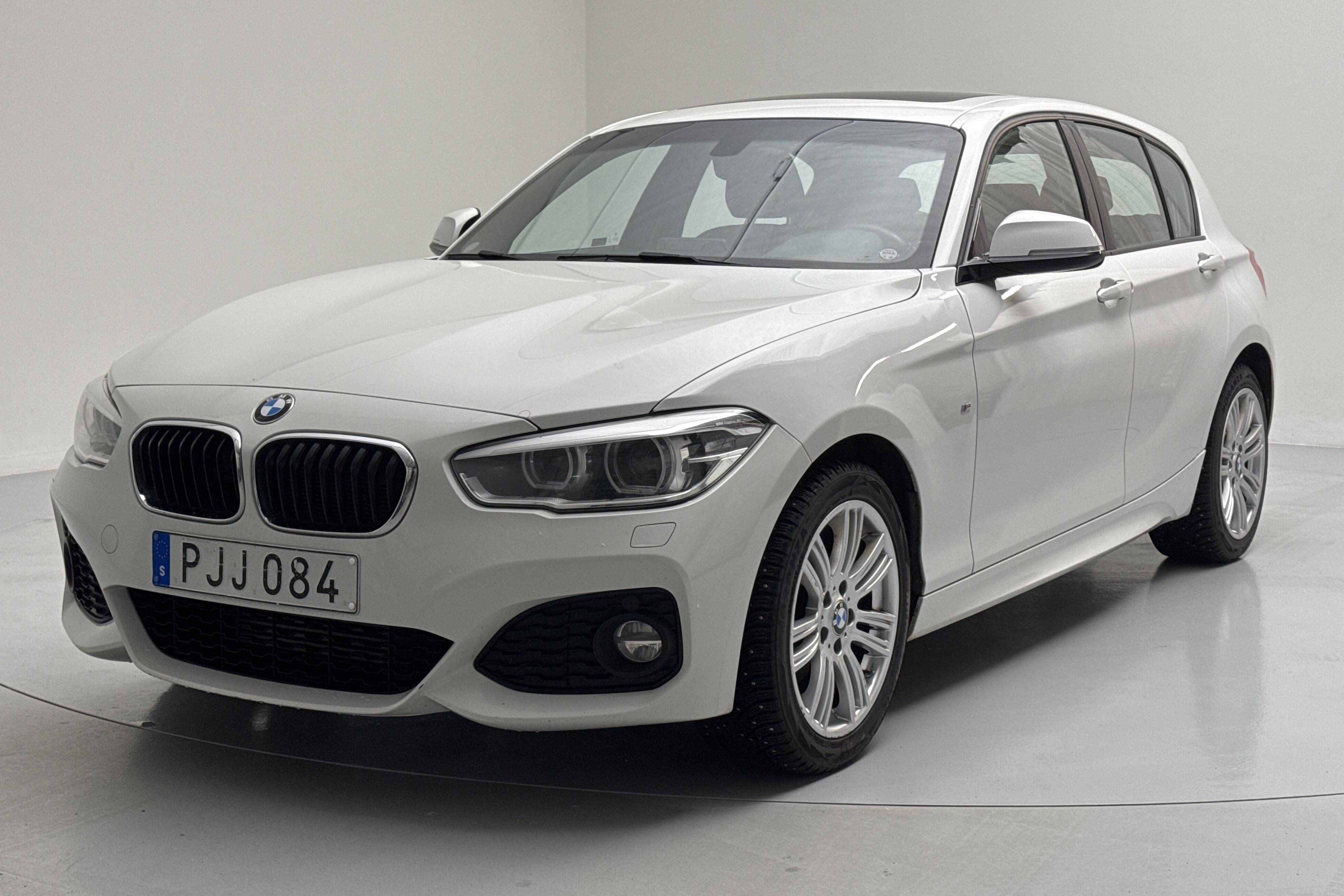 BMW 118d xDrive 5dr, F20 (150hk) - 162 990 km - Manual - white - 2017