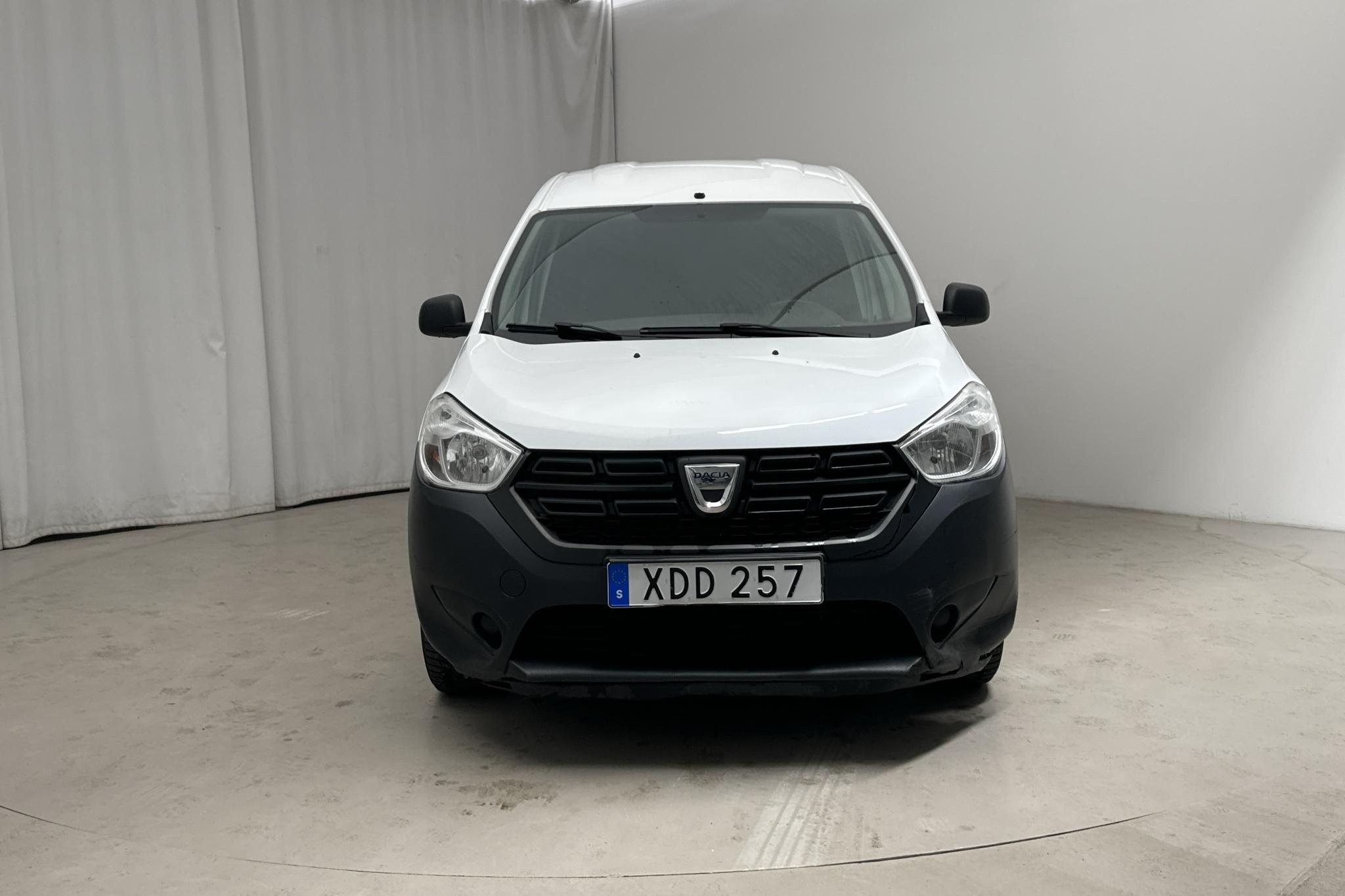 Dacia Dokker Van 1.6 SCe (100hk) - 14 494 mil - Manuell - vit - 2018