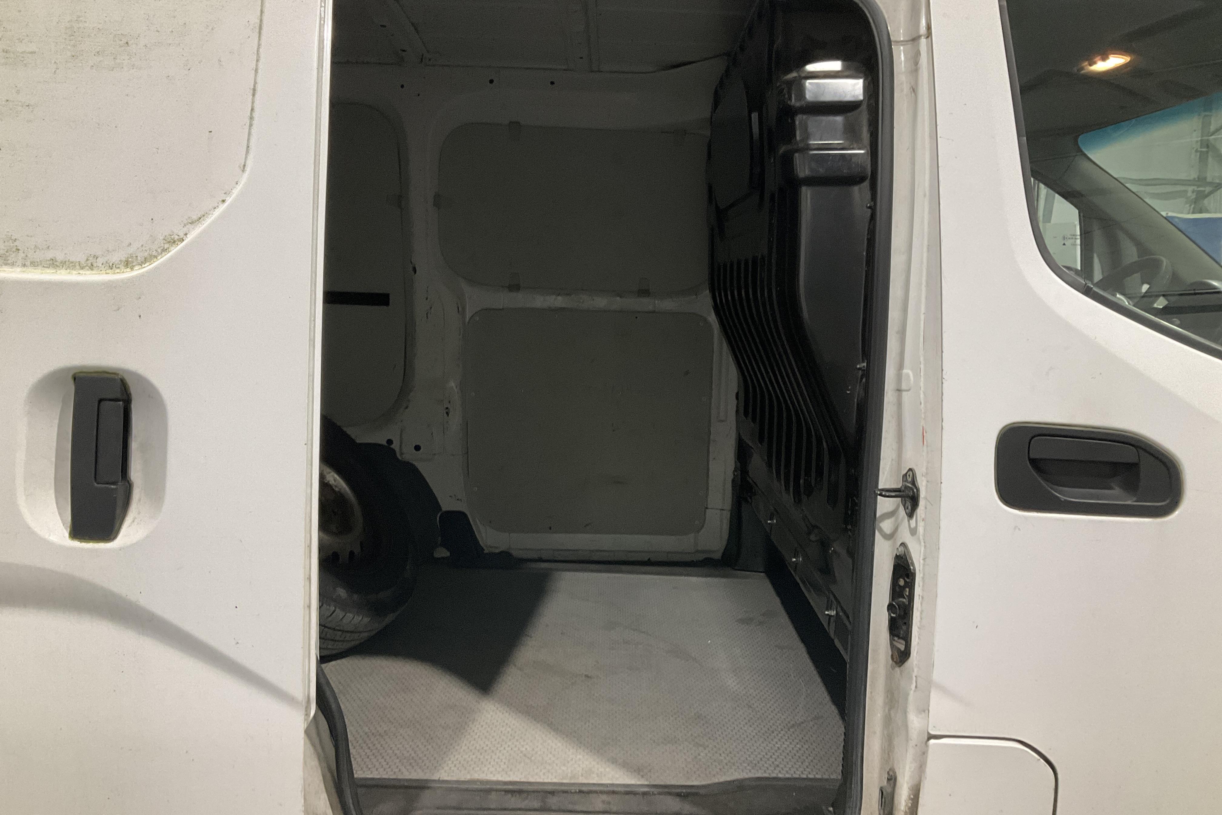 Nissan NV200 1.5 dCi Skåp (90hk) - 23 894 mil - Manuell - vit - 2016