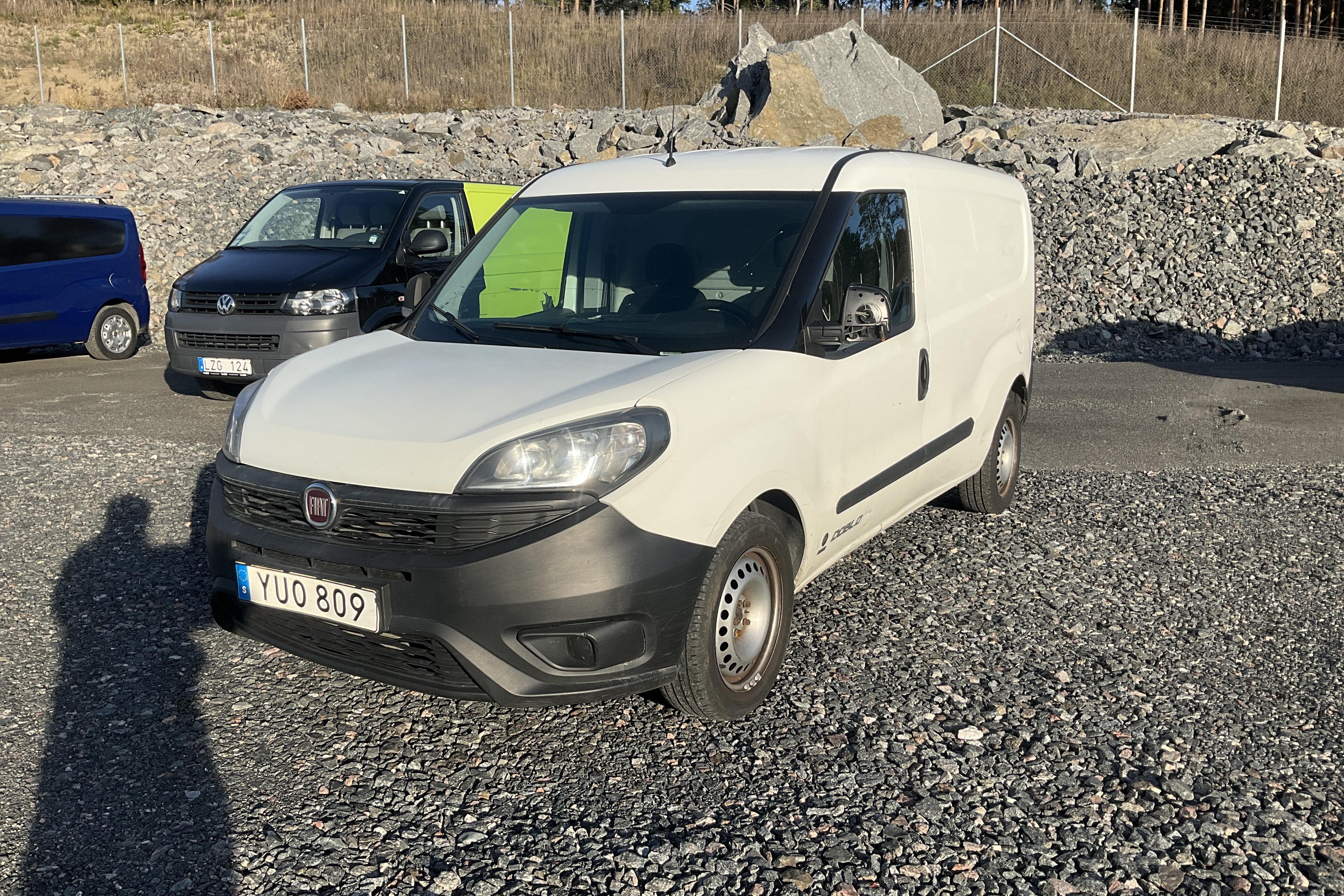 Fiat Doblo Cargo 1.3 MJT (80hk) - 18 422 mil - Manuell - vit - 2019