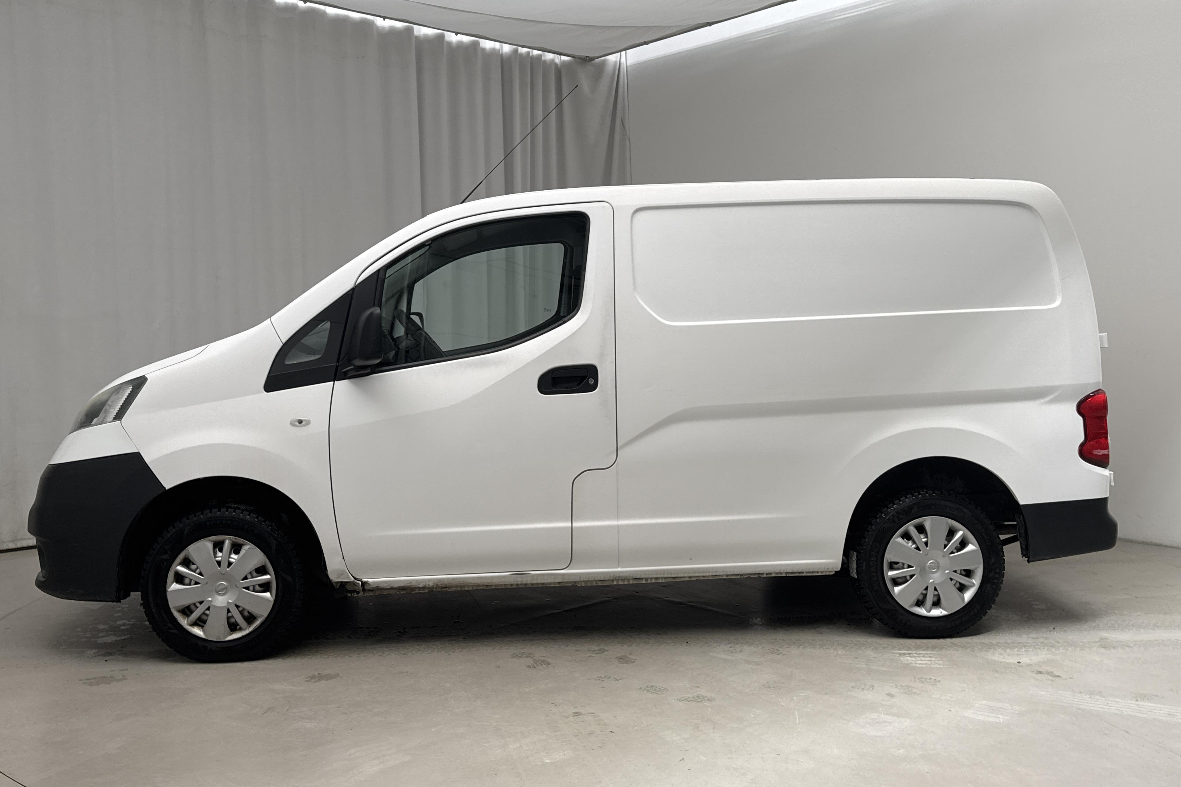 Nissan NV200 1.5 dCi Skåp (90hk) - 129 780 km - Manualna - biały - 2016