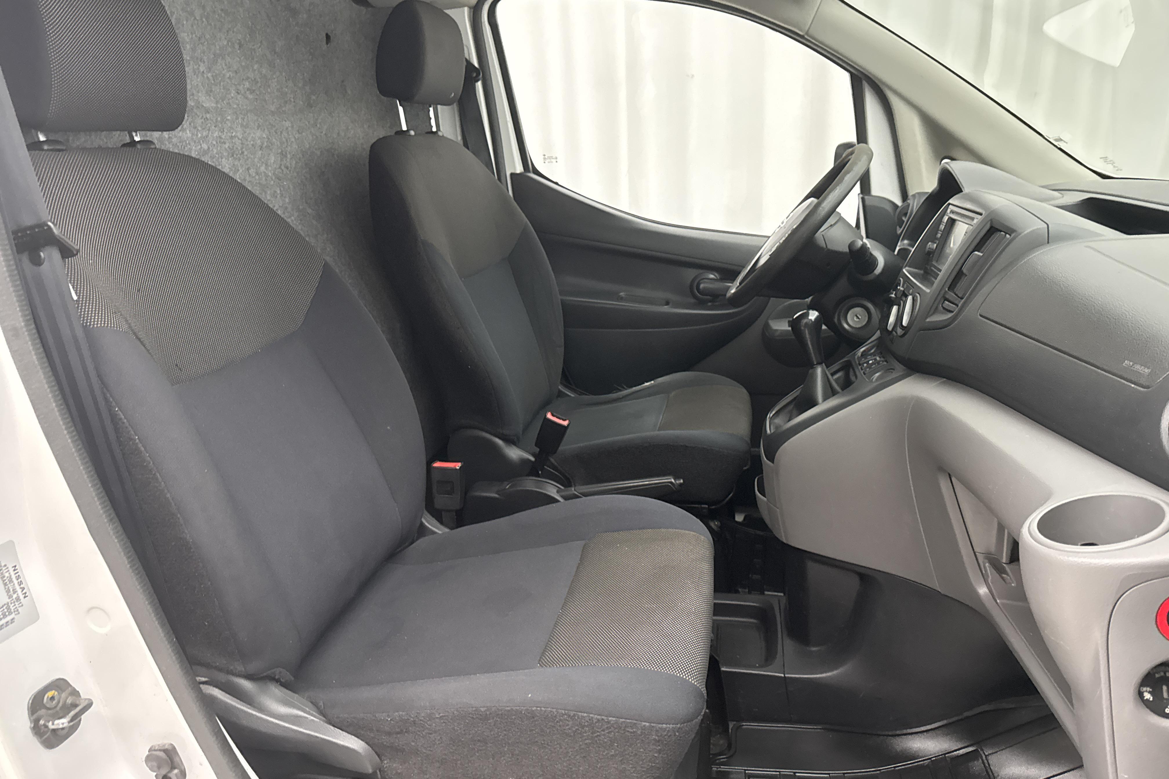 Nissan NV200 1.5 dCi Skåp (90hk) - 129 780 km - Manualna - biały - 2016