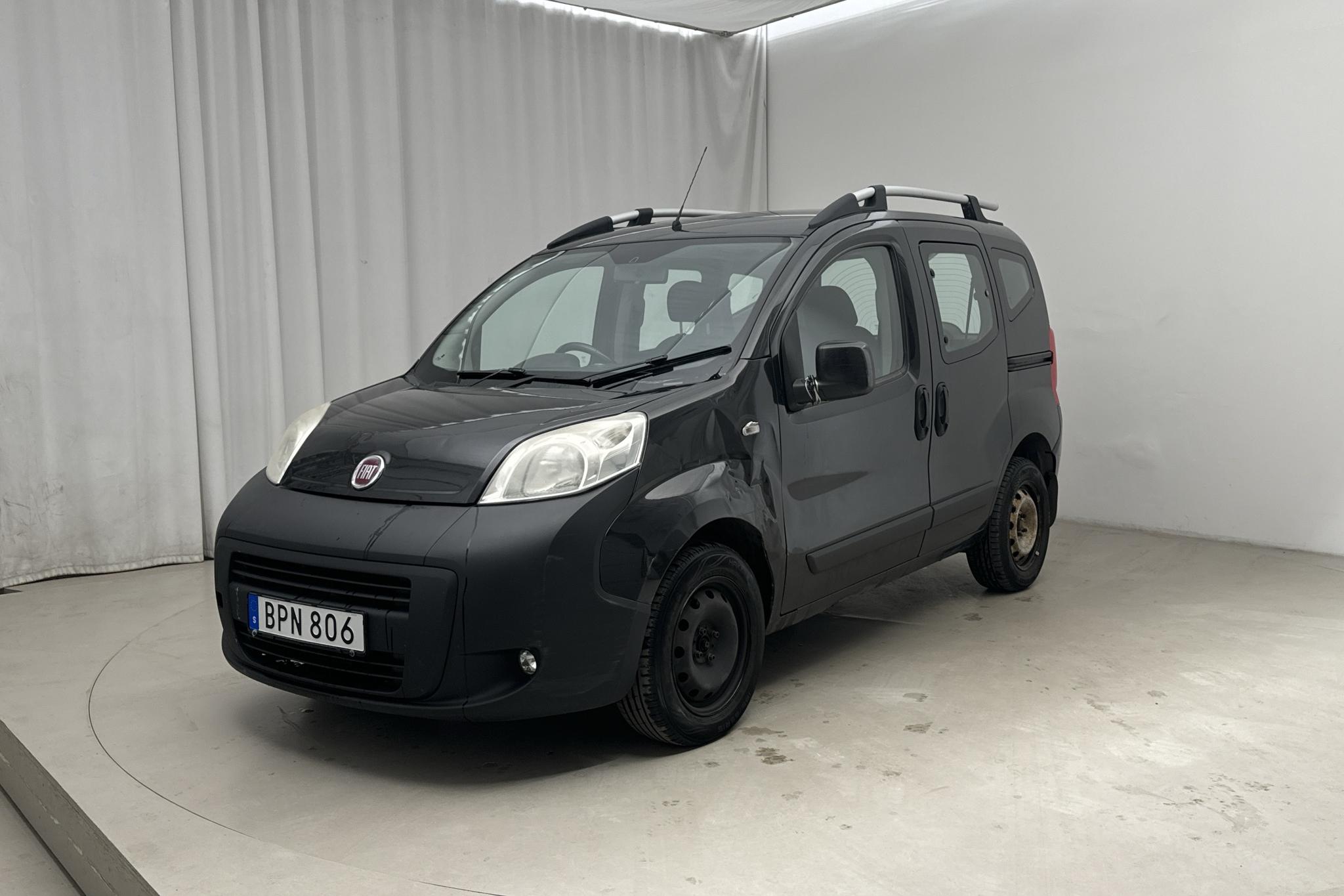 Fiat Qubo 1.3 MJT (75hk) - 14 564 mil - Automat - grå - 2014