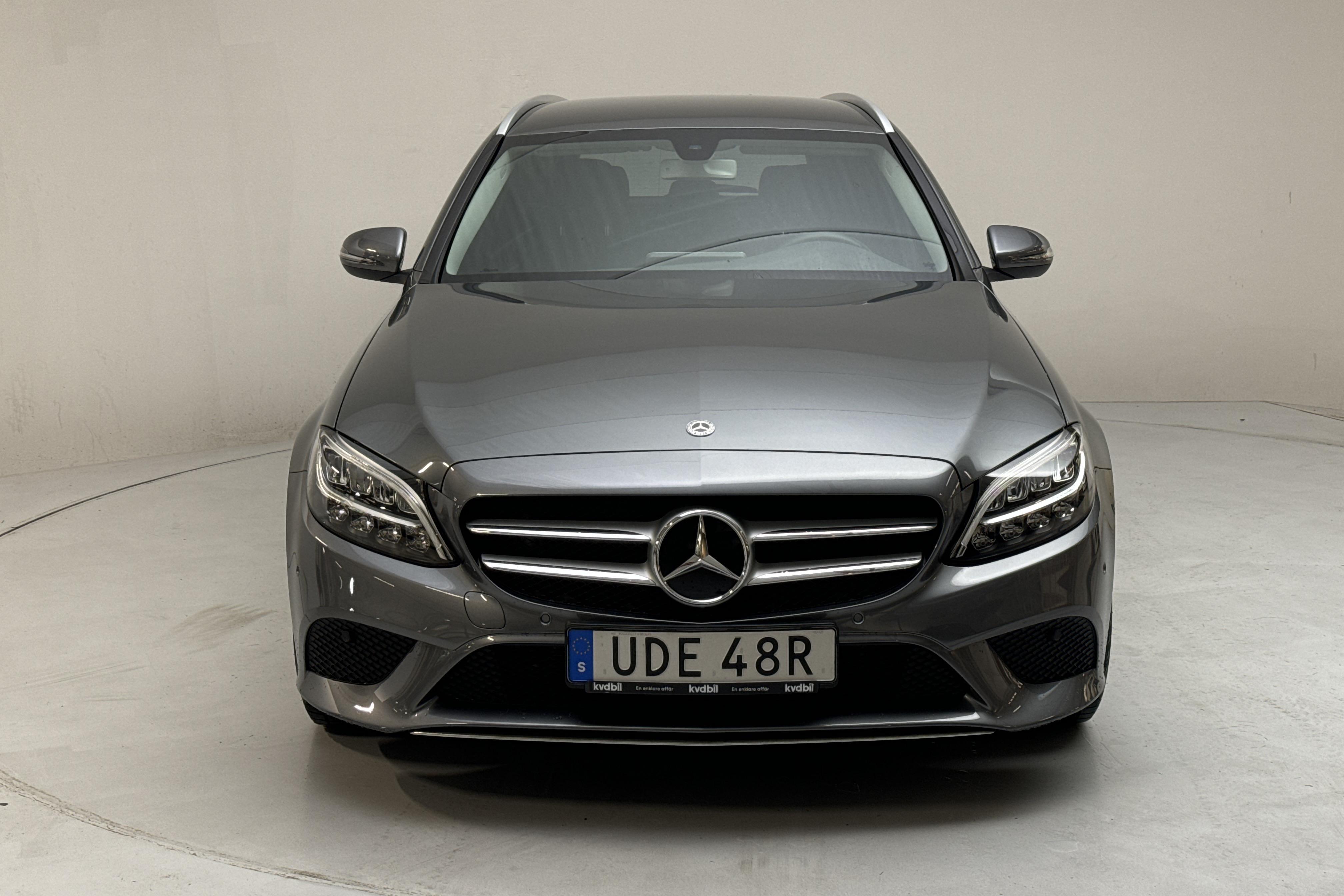 Mercedes C 200 Kombi S205 (184hk) - 28 270 km - Automatyczna - szary - 2019