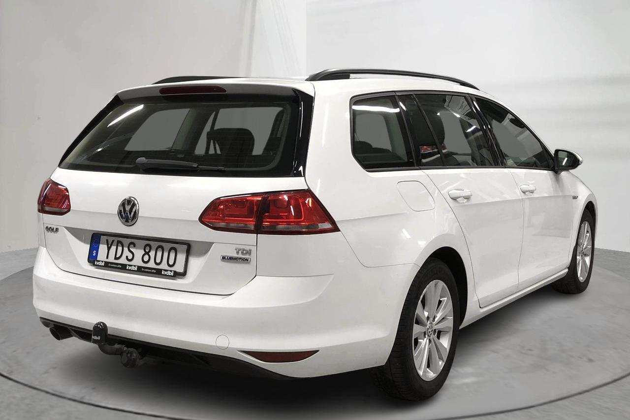 VW Golf VII 1.6 TDI BlueMotion Sportscombi (110hk) - 151 590 km - Manualna - biały - 2016