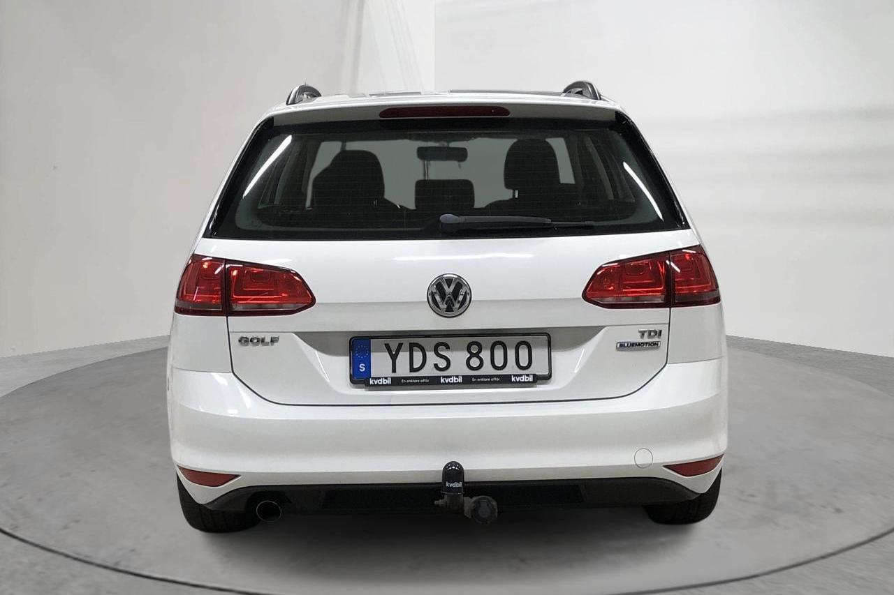 VW Golf VII 1.6 TDI BlueMotion Sportscombi (110hk) - 15 159 mil - Manuell - vit - 2016