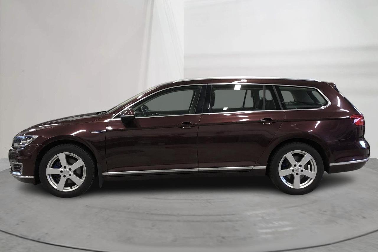 VW Passat 1.4 Plug-in-Hybrid Sportscombi (218hk) - 125 720 km - Automatyczna - Dark Red - 2018