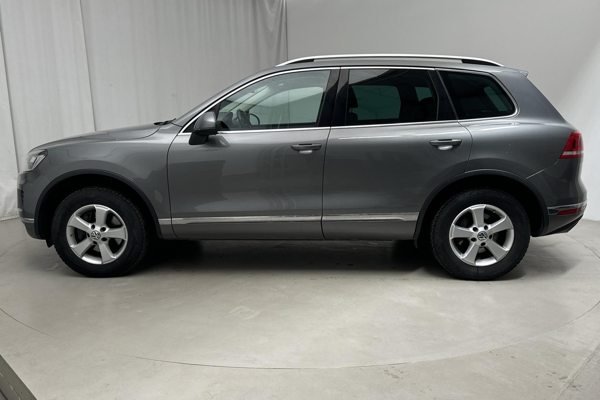 VW Touareg 3.0 TDI BlueMotion Technology (204hk) - 93 610 km - Automatic - gray - 2017