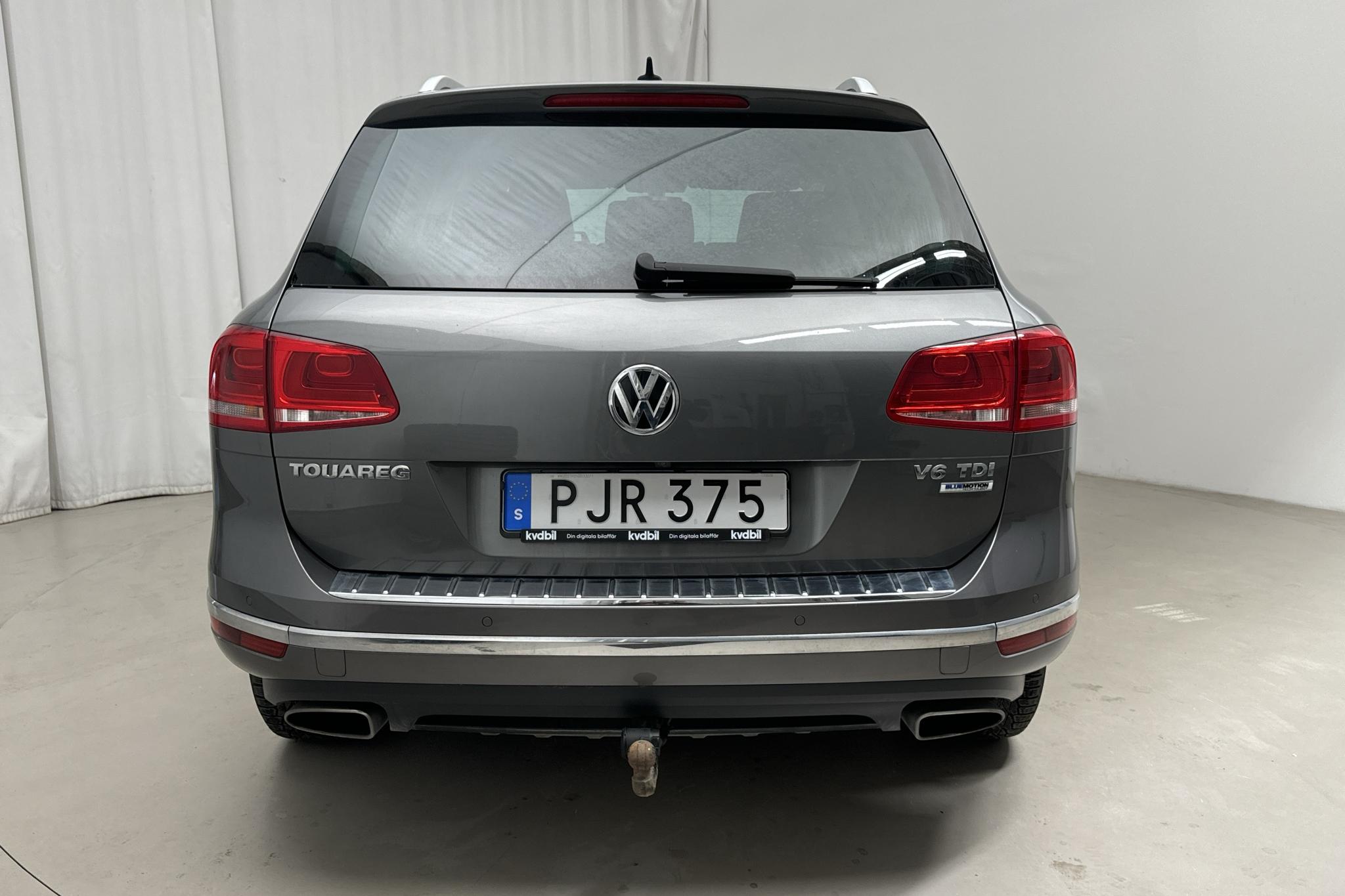 VW Touareg 3.0 TDI BlueMotion Technology (204hk) - 93 610 km - Automatic - gray - 2017