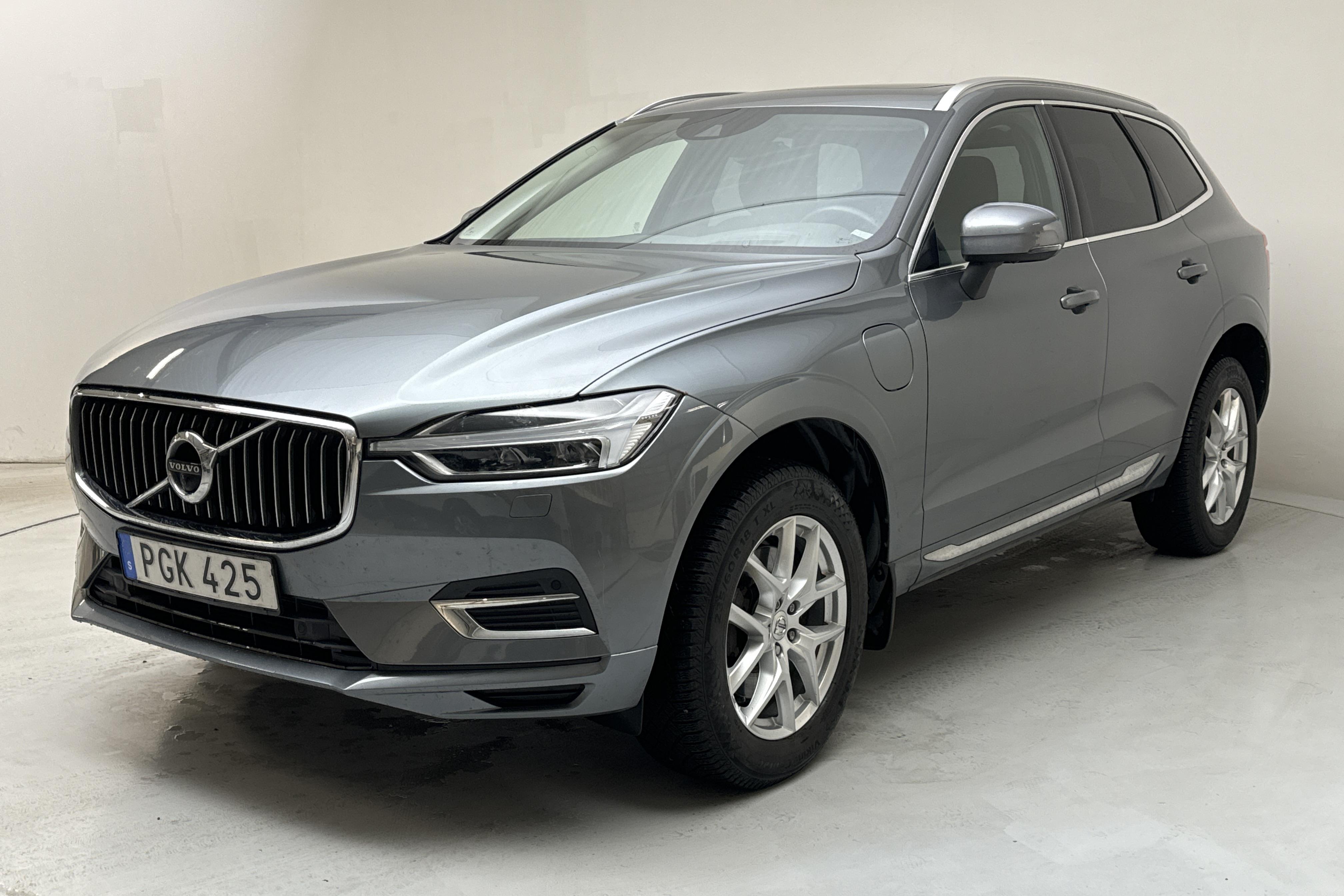 Volvo XC60 T8 AWD Recharge (390hk) - 99 730 km - Automaattinen - harmaa - 2019