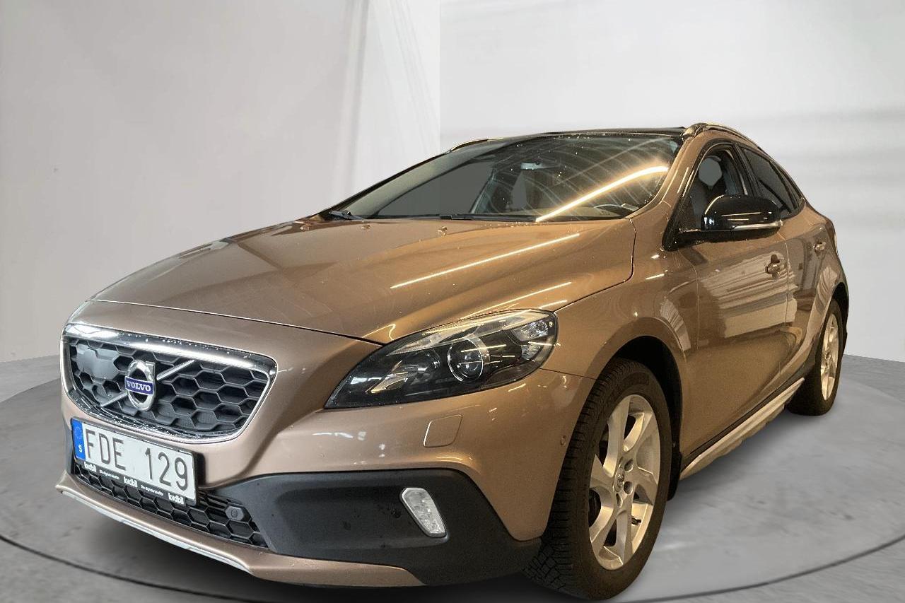 Volvo V40 Cross Country T4 AWD (180hk) - 160 410 km - Automaatne - Light Brown - 2014