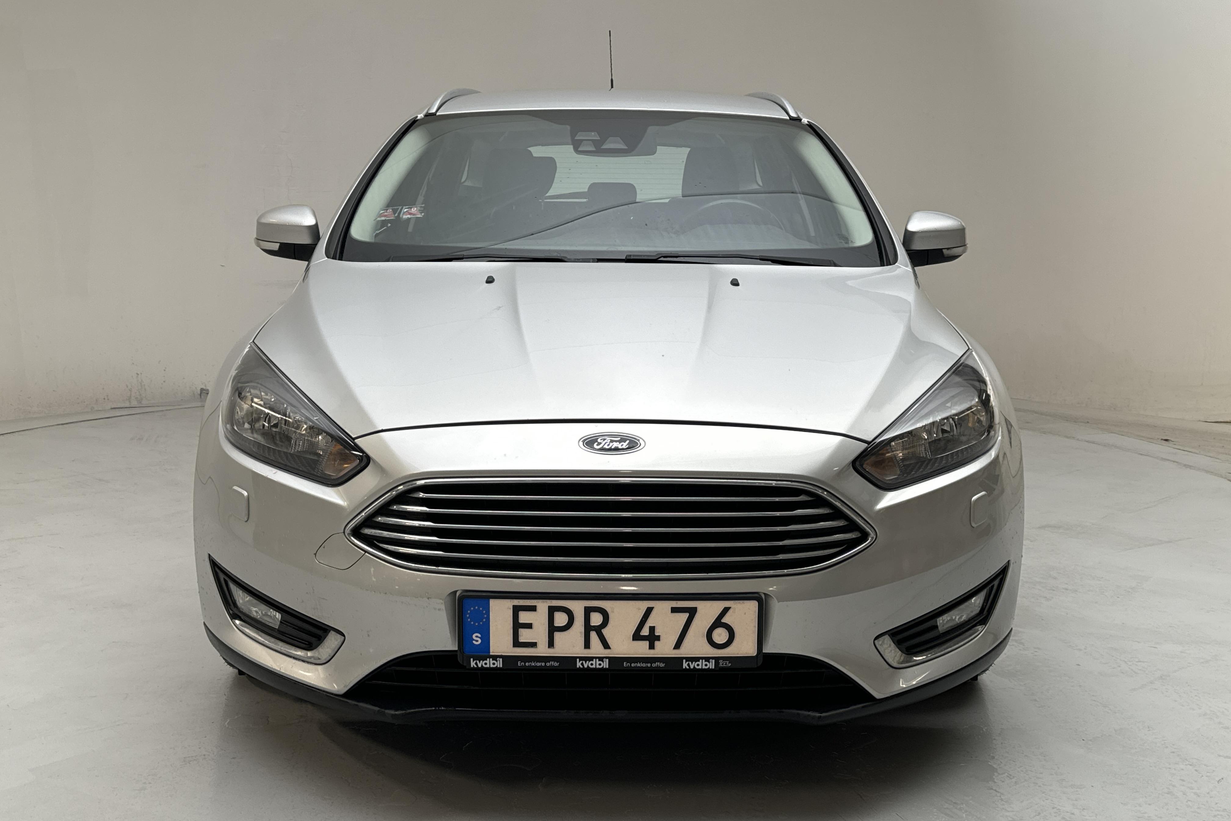 Ford Focus 1.0 EcoBoost Kombi (100hk) - 125 020 km - Käsitsi - hall - 2015