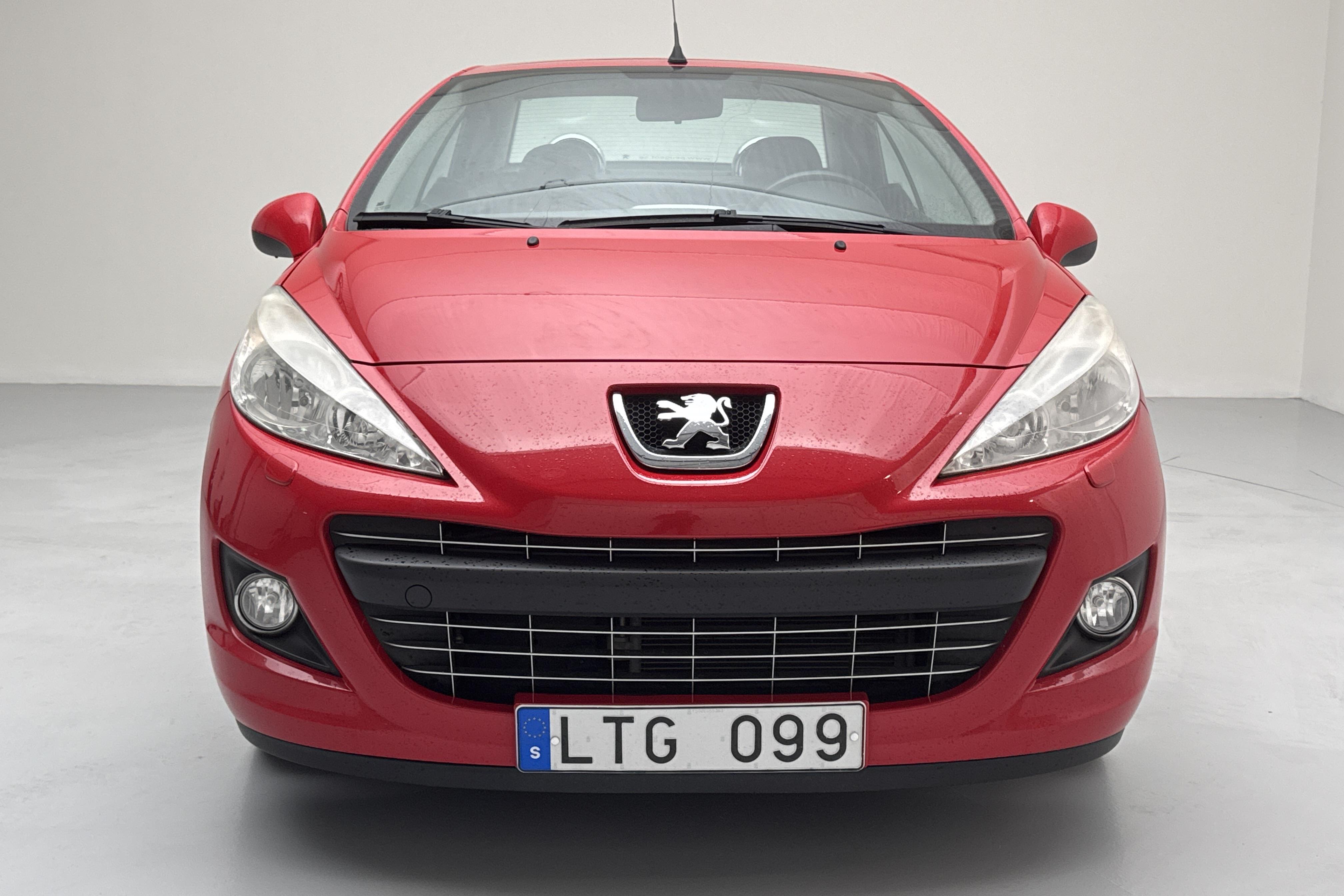 Peugeot 207 CC 1.6 VTi (120hk) - 105 270 km - Käsitsi - punane - 2011