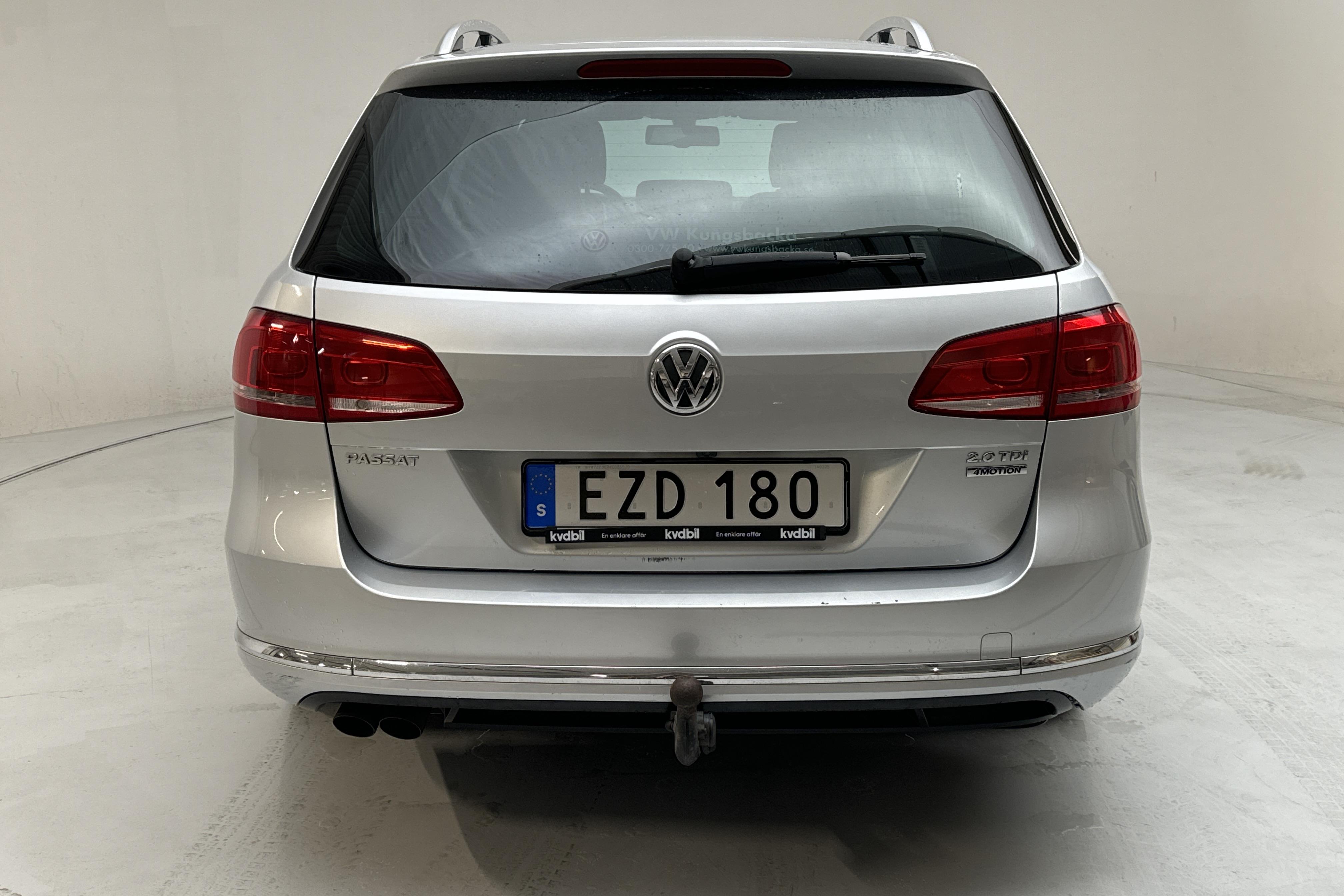 VW Passat 2.0 TDI BlueMotion Technology Variant 4Motion (140hk) - 182 990 km - Manuaalinen - hopea - 2014