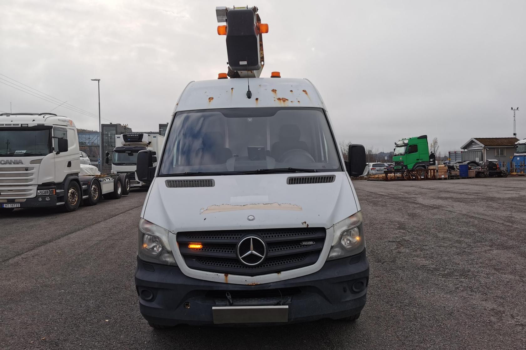 Mercedes Benz 906 Skylift / Skåpbil - 377 608 km - Manual - 2014