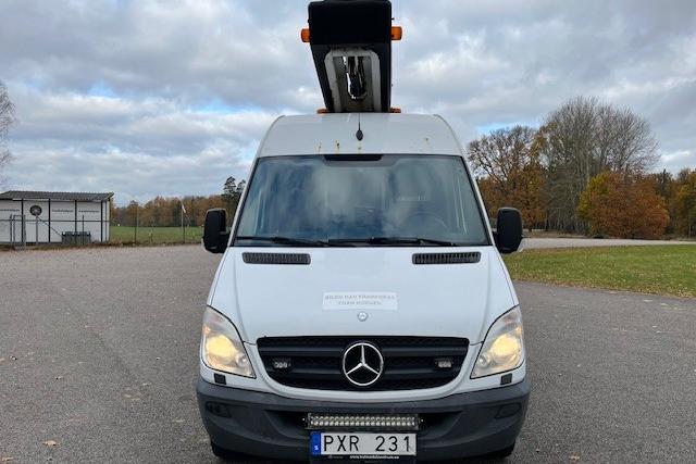 Mercedes 906 Skylift / Skåpbil - 261 381 km - Manual - white - 2013