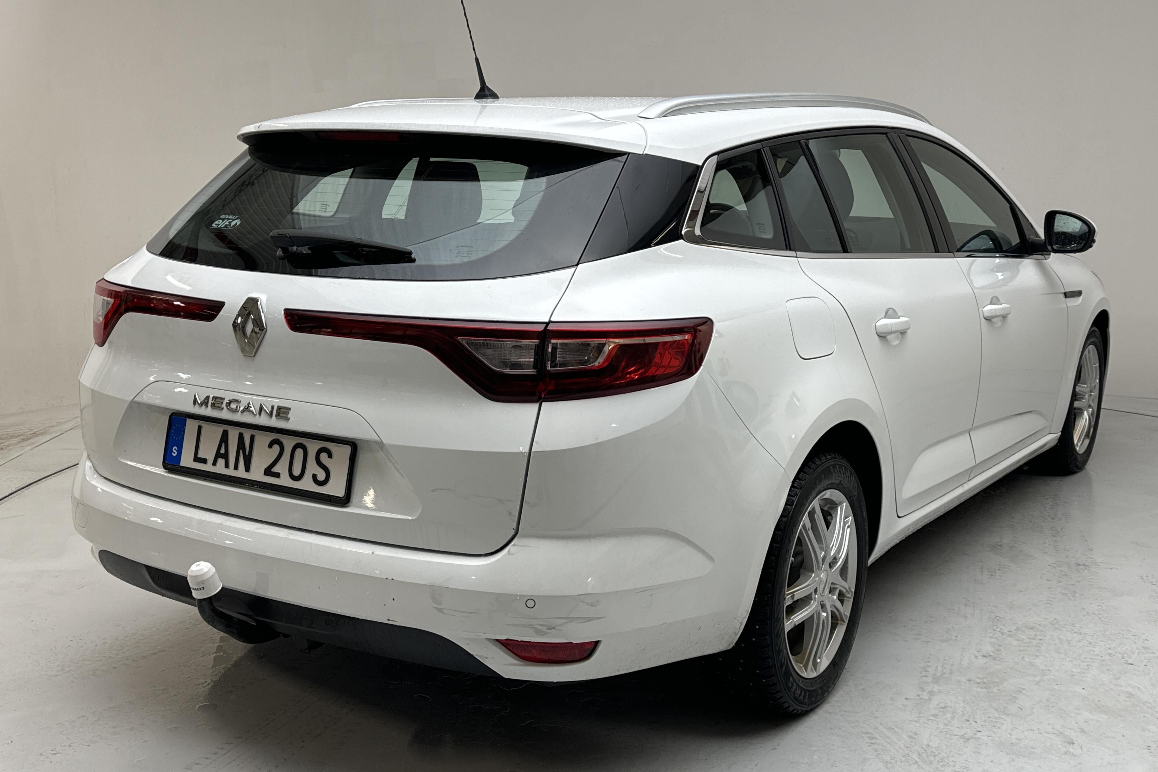 Renault Mégane 1.5 dCi Sport Tourer (115hk) - 8 991 mil - Automat - vit - 2019