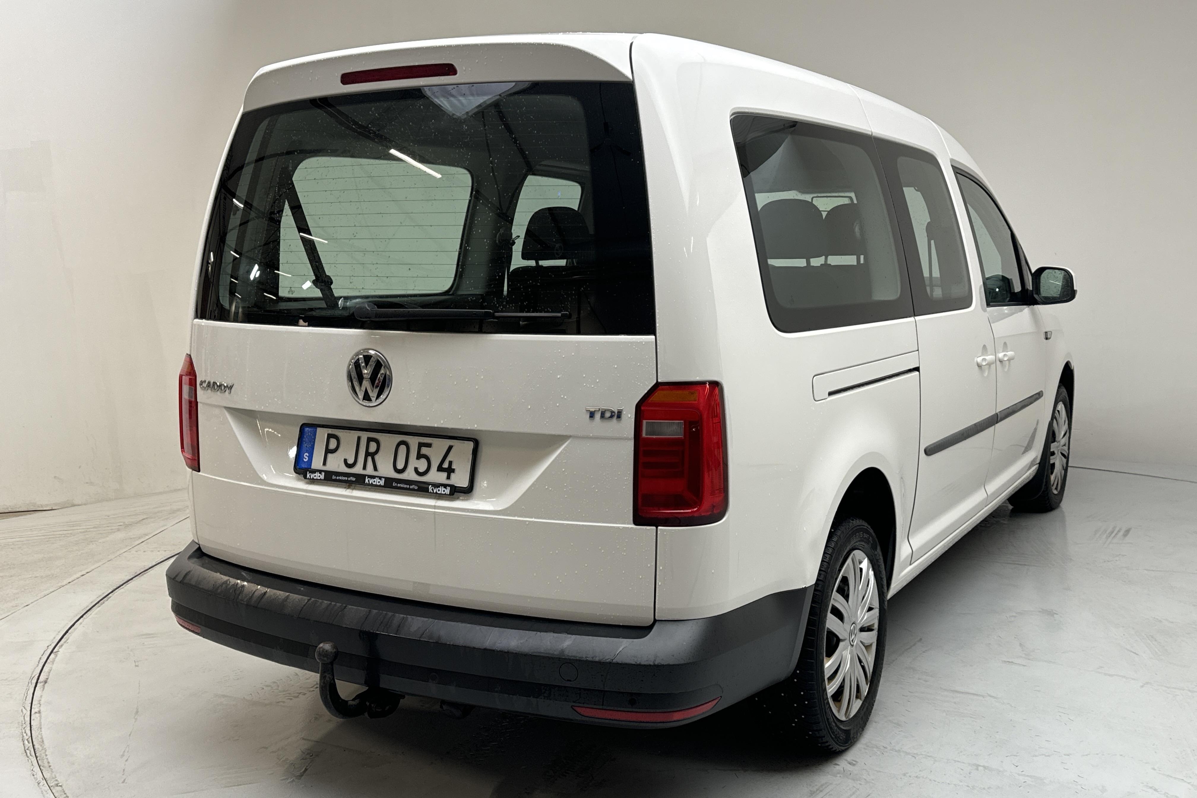 VW Caddy Maxi Life 2.0 TDI (102hk) - 156 630 km - Manuaalinen - valkoinen - 2017