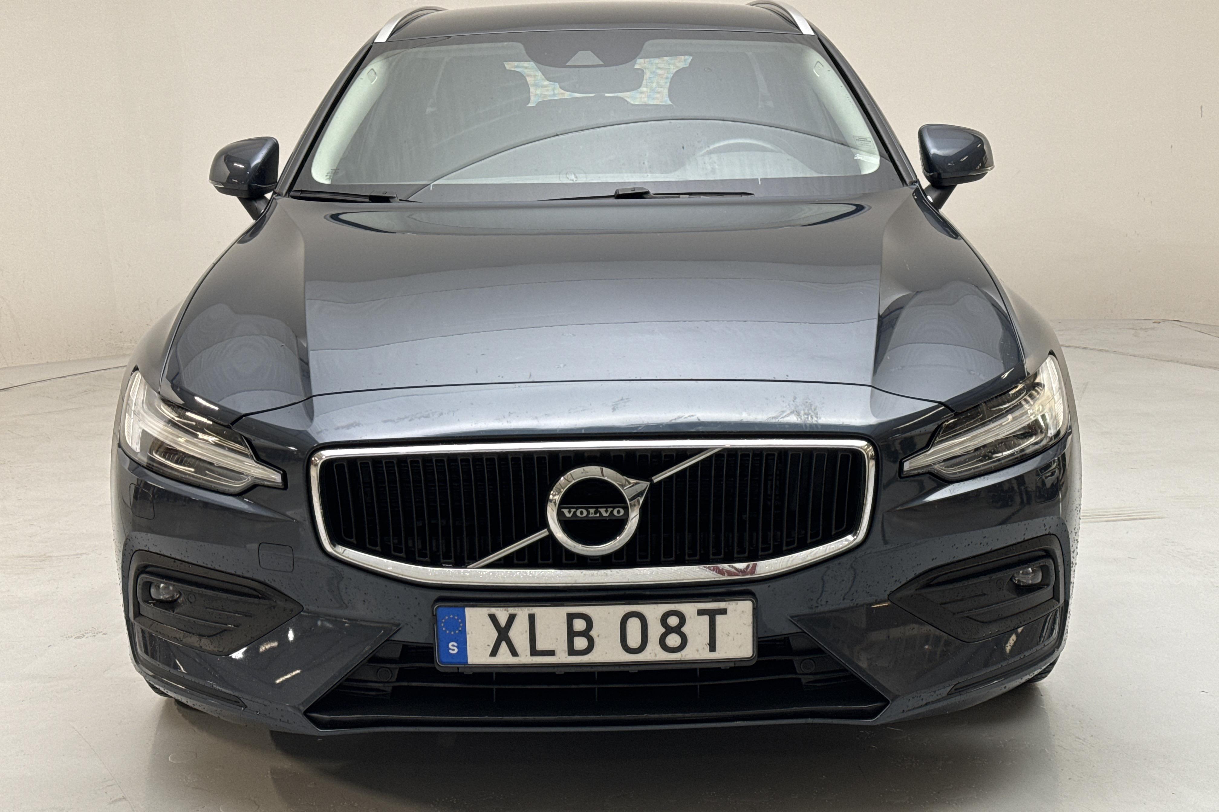 Volvo V60 T4 (190hk) - 72 450 km - Automatyczna - Dark Blue - 2020