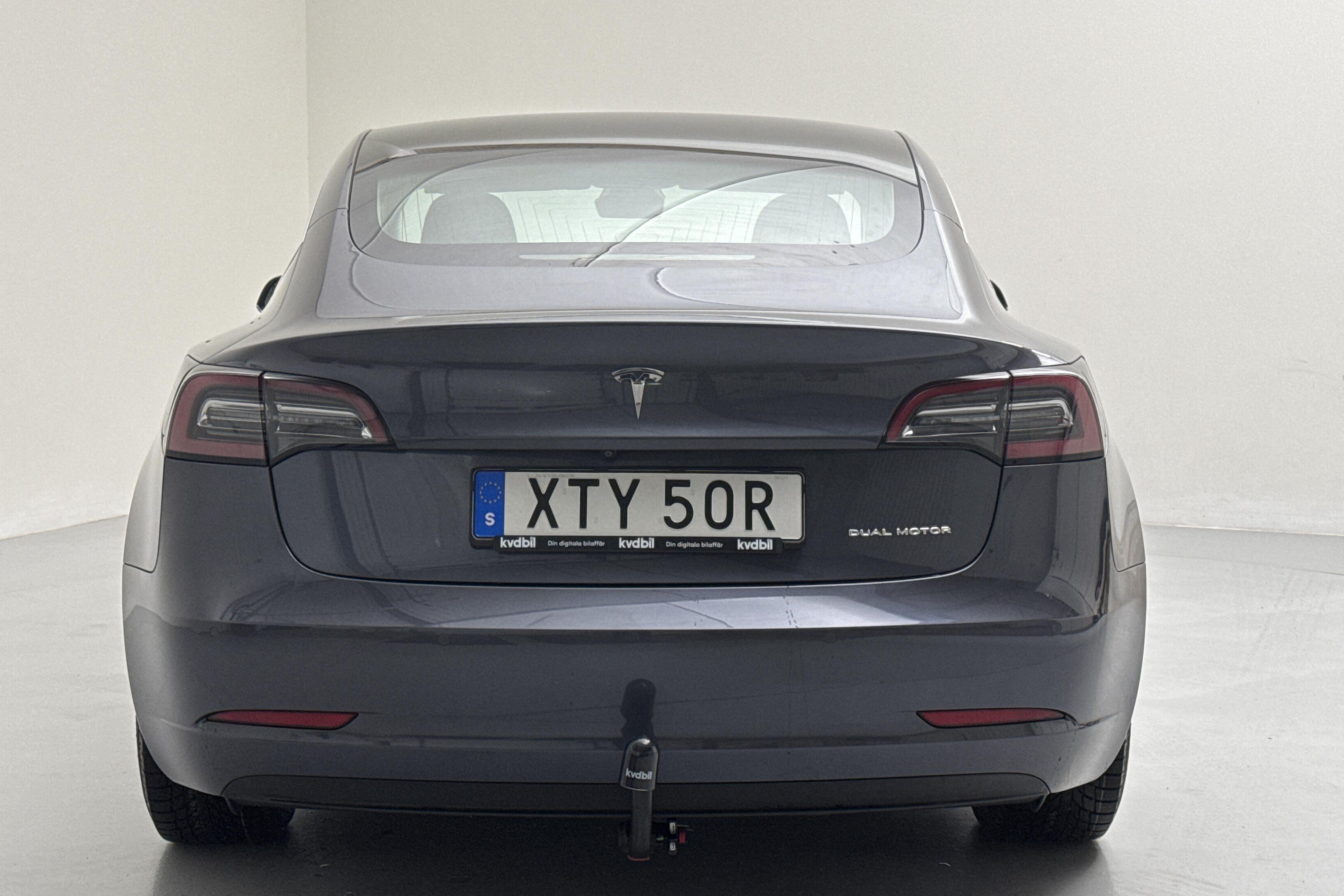 Tesla Model 3 Long Range Dual Motor AWD - 101 550 km - Automaattinen - harmaa - 2020